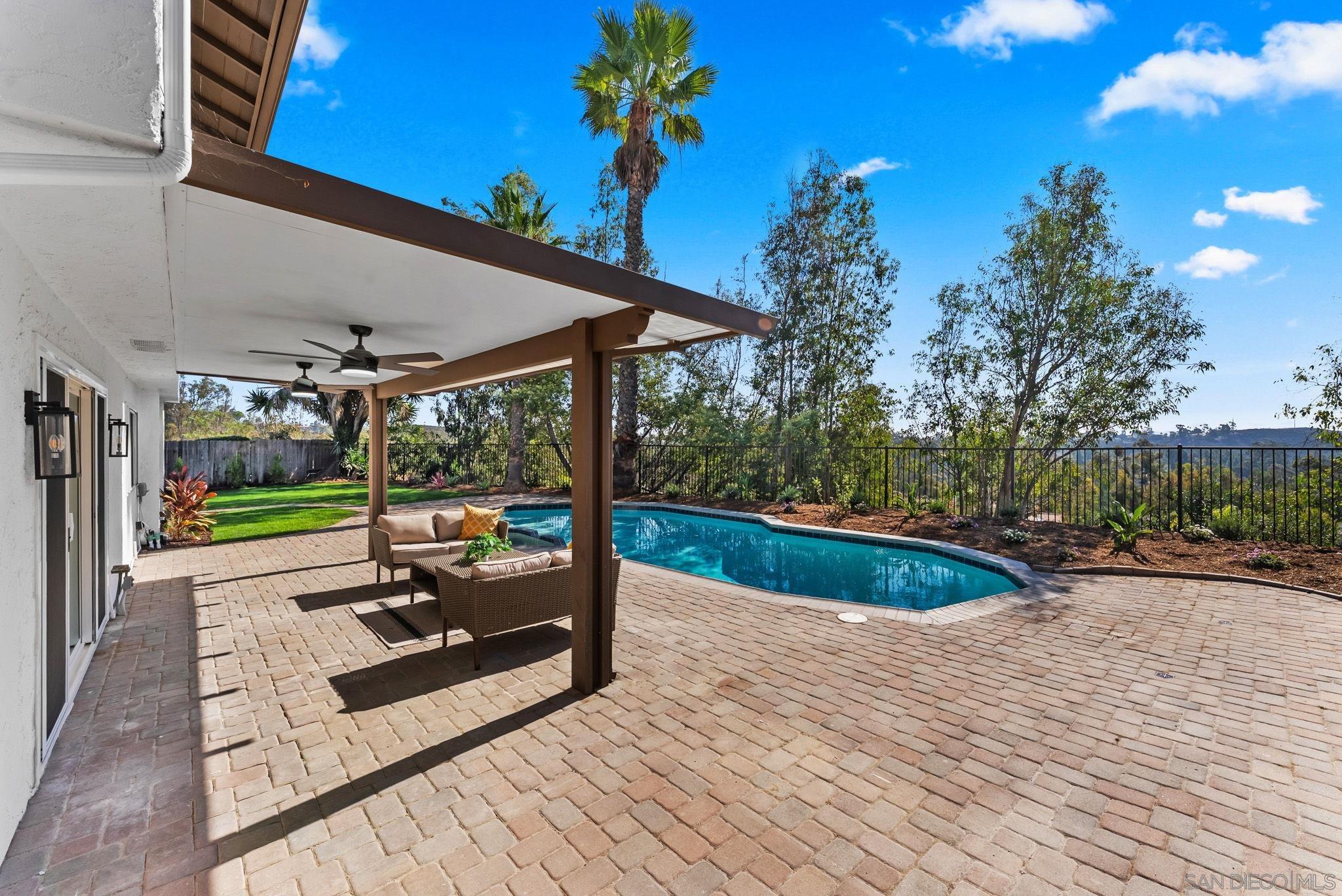 Detail Gallery Image 10 of 45 For 10315  Moselle St, San Diego,  CA 92131 - 4 Beds | 2/1 Baths