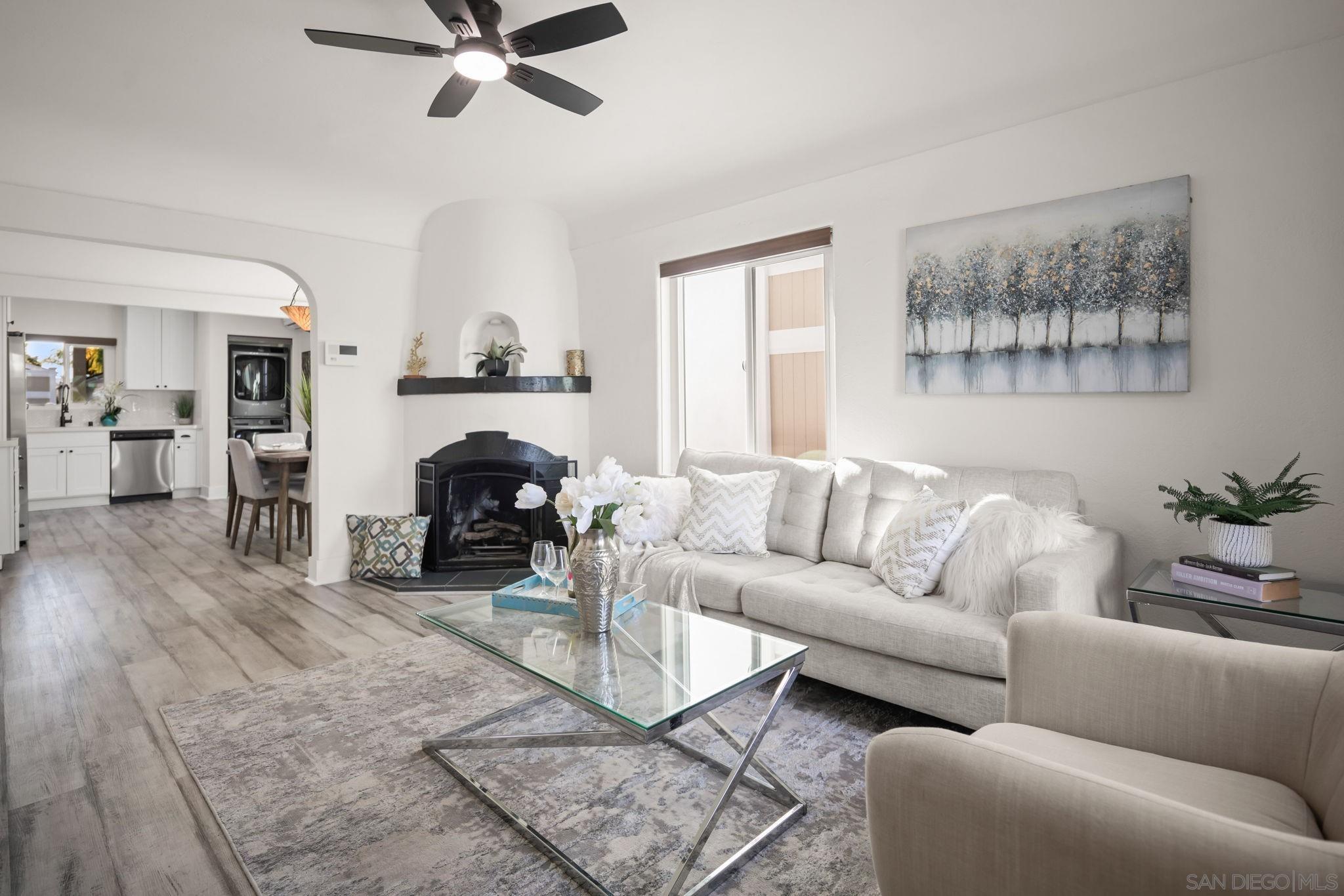 Front Image Thumbnail for SD250043514