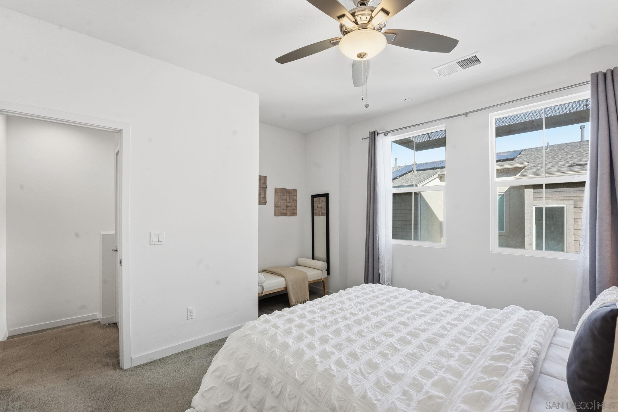 Detail Gallery Image 29 of 45 For 2275  Element Way  #4,  Chula Vista,  CA 91915 - 3 Beds | 2/1 Baths