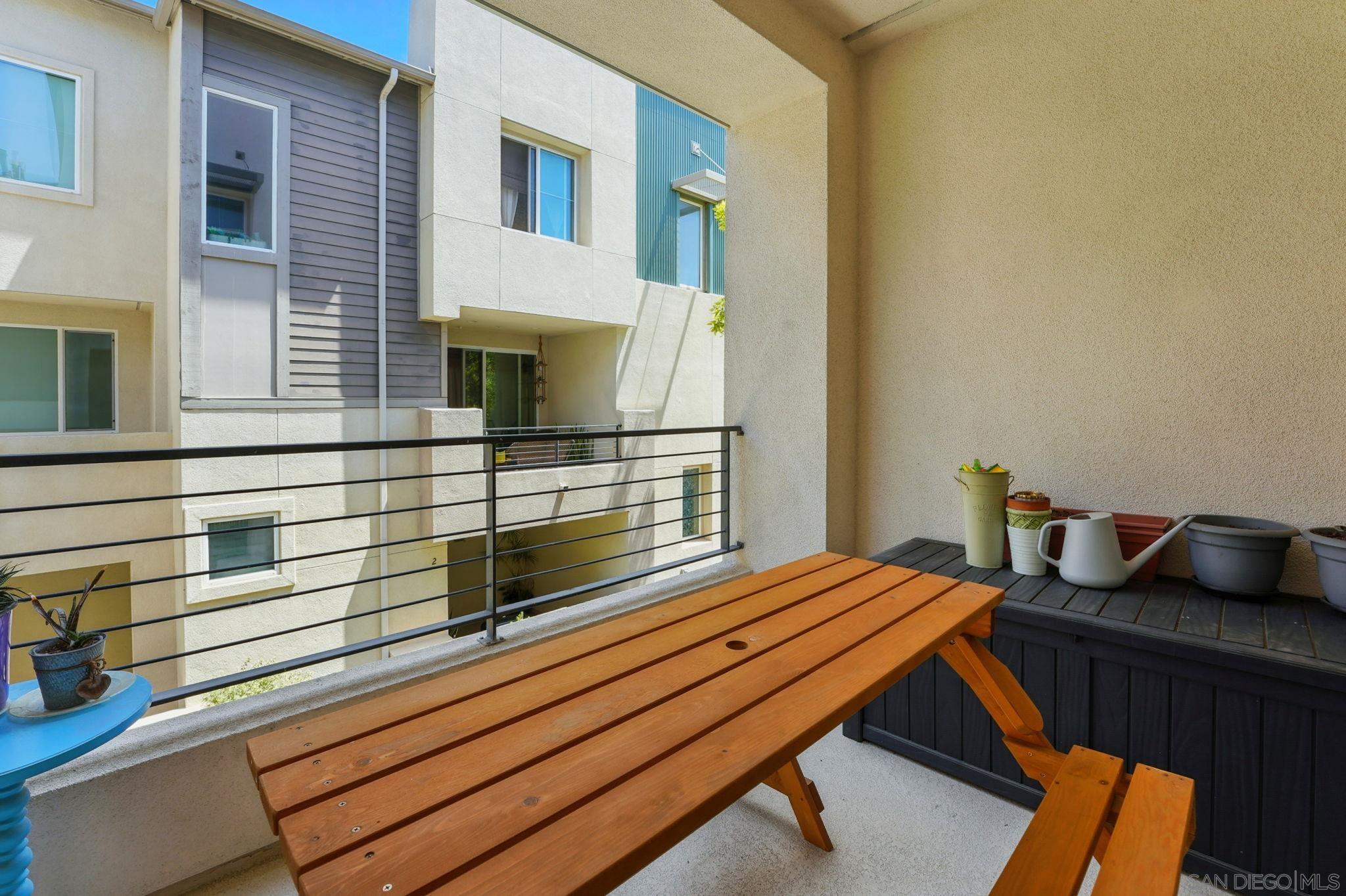Detail Gallery Image 31 of 39 For 2275  Element Way  #4,  Chula Vista,  CA 91915 - 3 Beds | 2/1 Baths