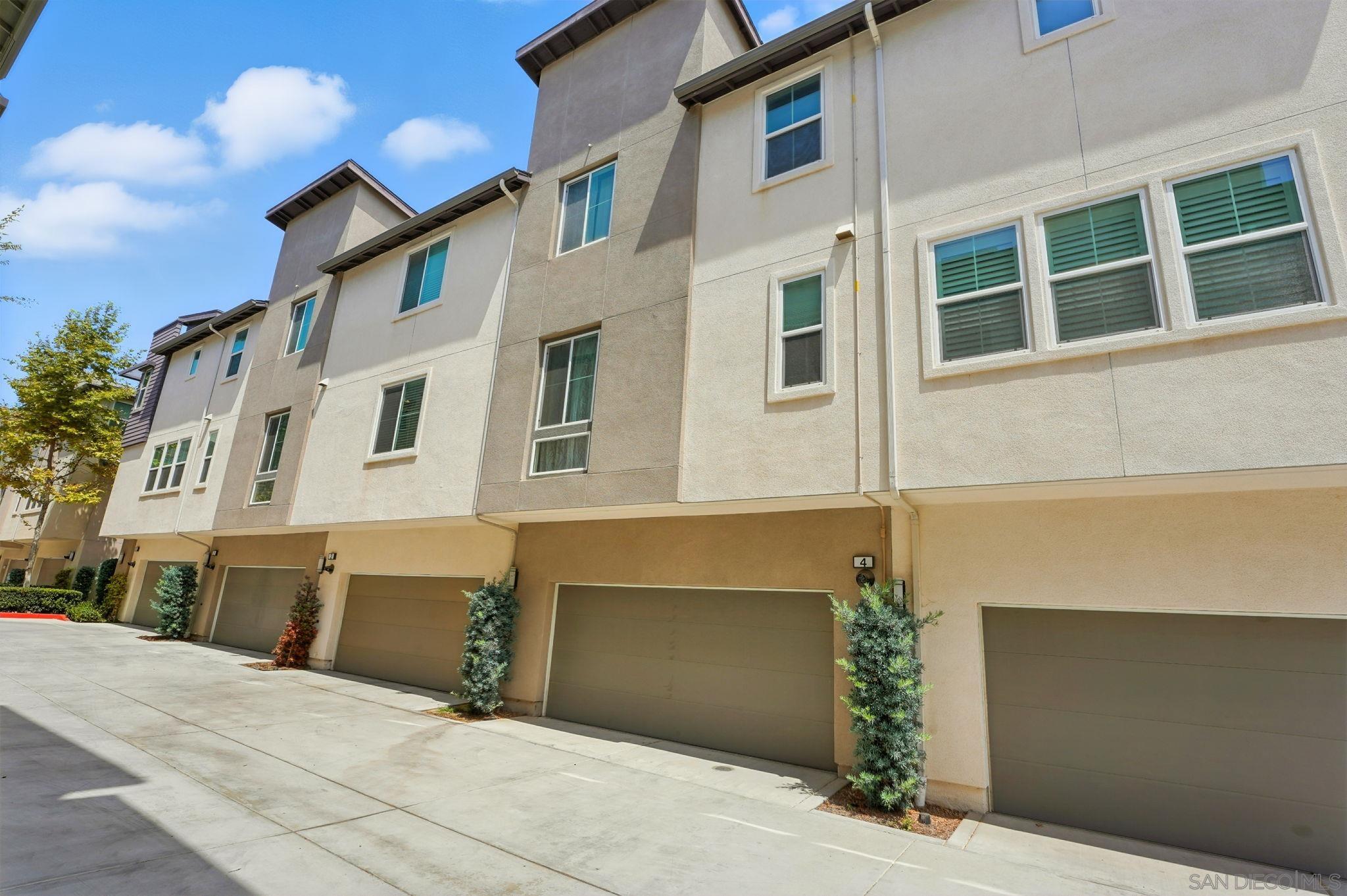 Detail Gallery Image 35 of 39 For 2275  Element Way  #4,  Chula Vista,  CA 91915 - 3 Beds | 2/1 Baths