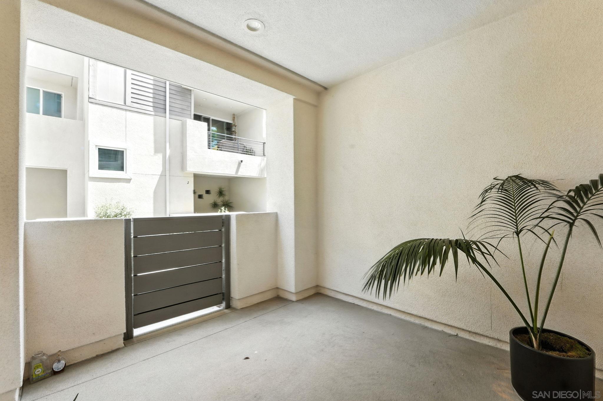 Detail Gallery Image 36 of 39 For 2275  Element Way  #4,  Chula Vista,  CA 91915 - 3 Beds | 2/1 Baths