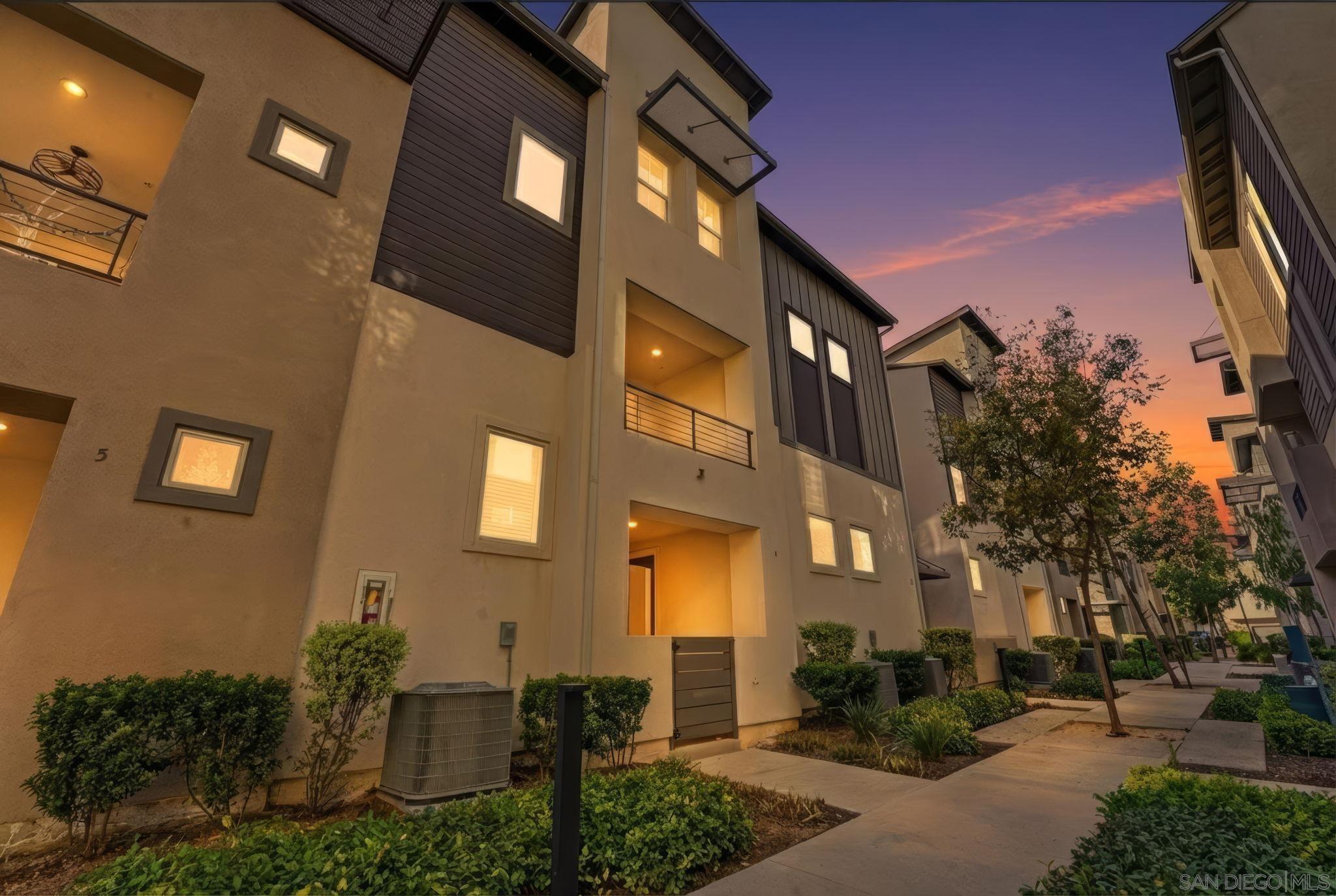 Detail Gallery Image 45 of 45 For 2275  Element Way  #4,  Chula Vista,  CA 91915 - 3 Beds | 2/1 Baths