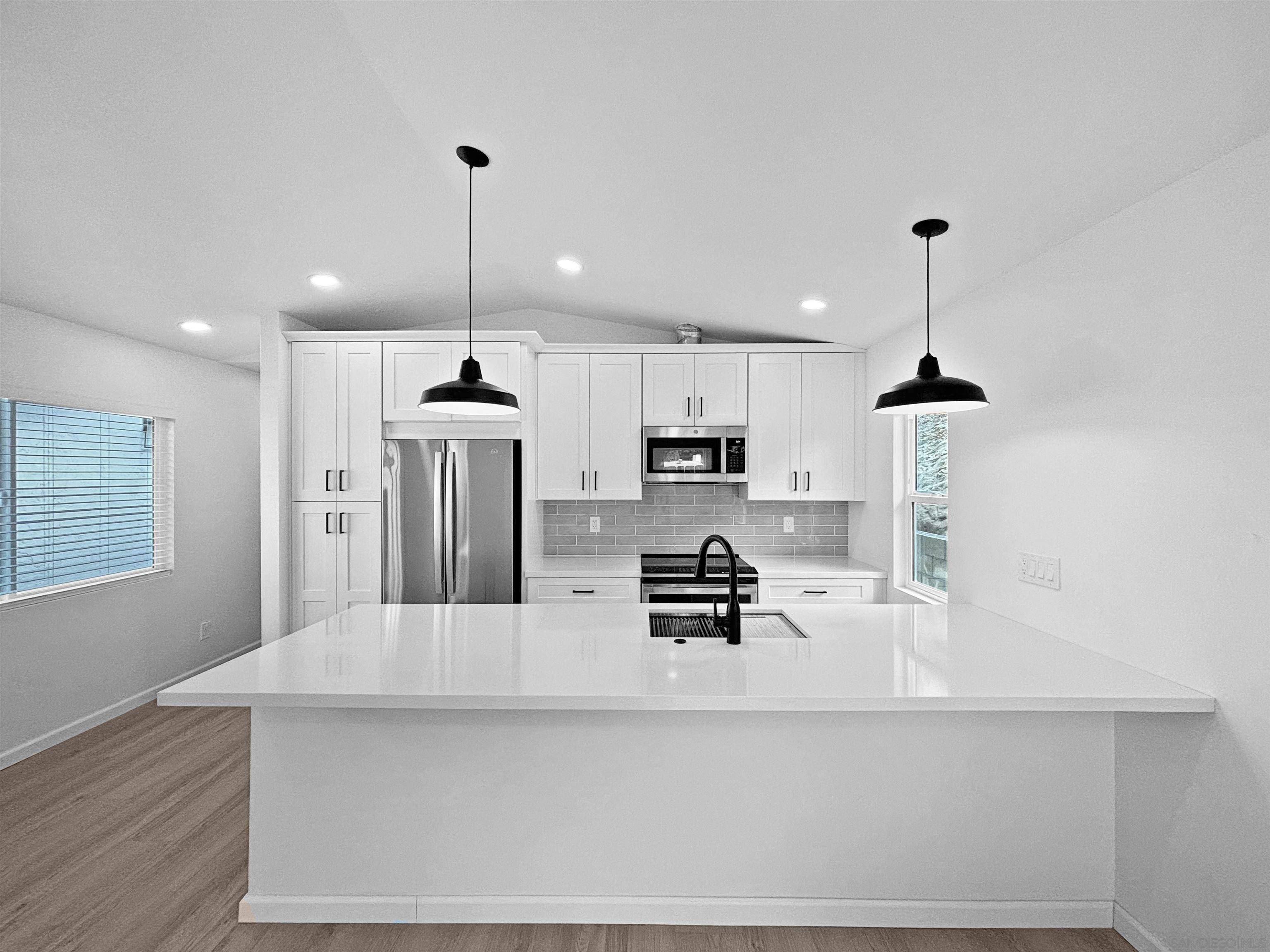 Detail Gallery Image 23 of 30 For 6865  Weller Street, San Diego,  CA 92122 - 5 Beds | 3 Baths