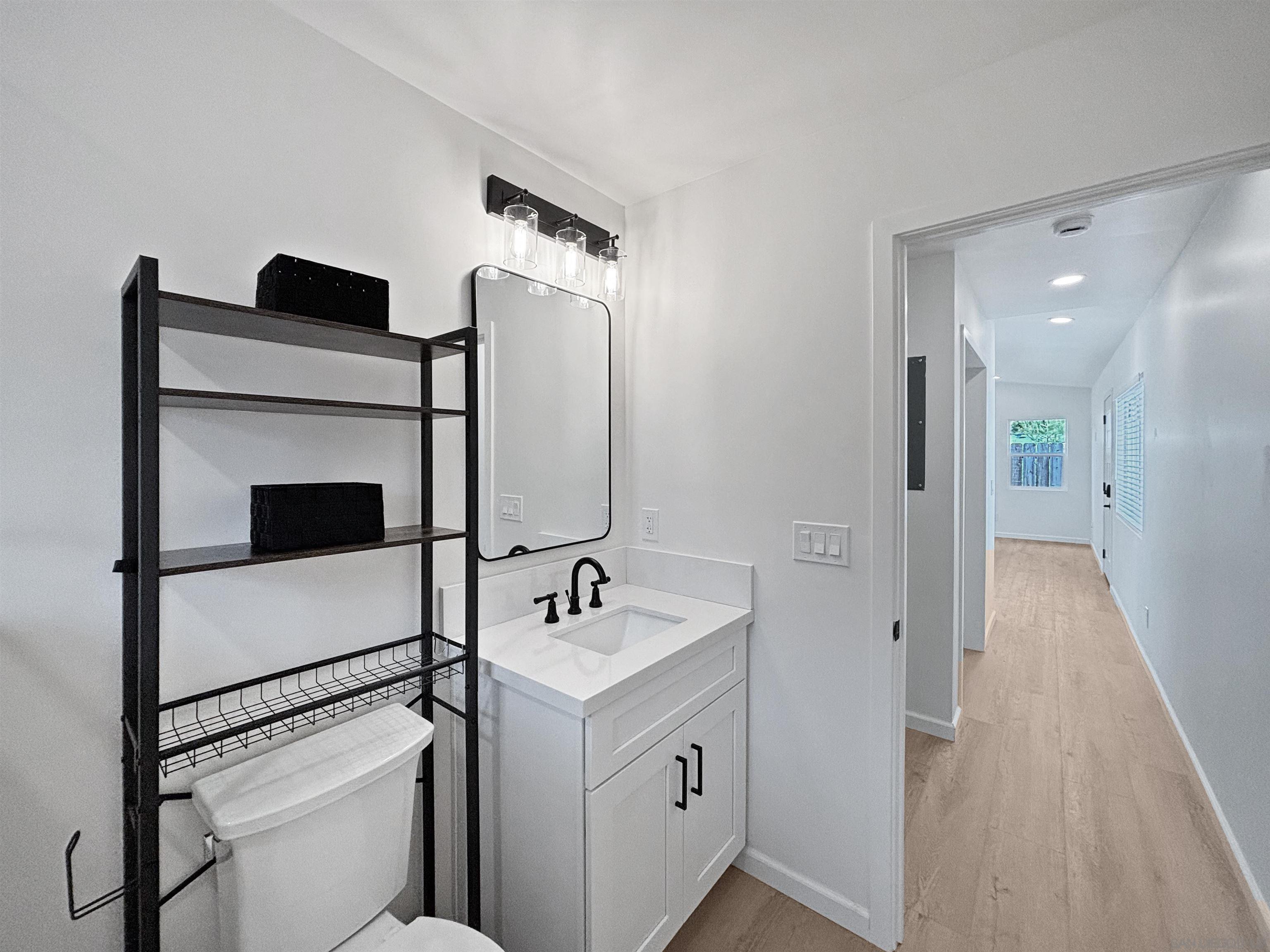 Detail Gallery Image 28 of 30 For 6865  Weller Street, San Diego,  CA 92122 - 5 Beds | 3 Baths