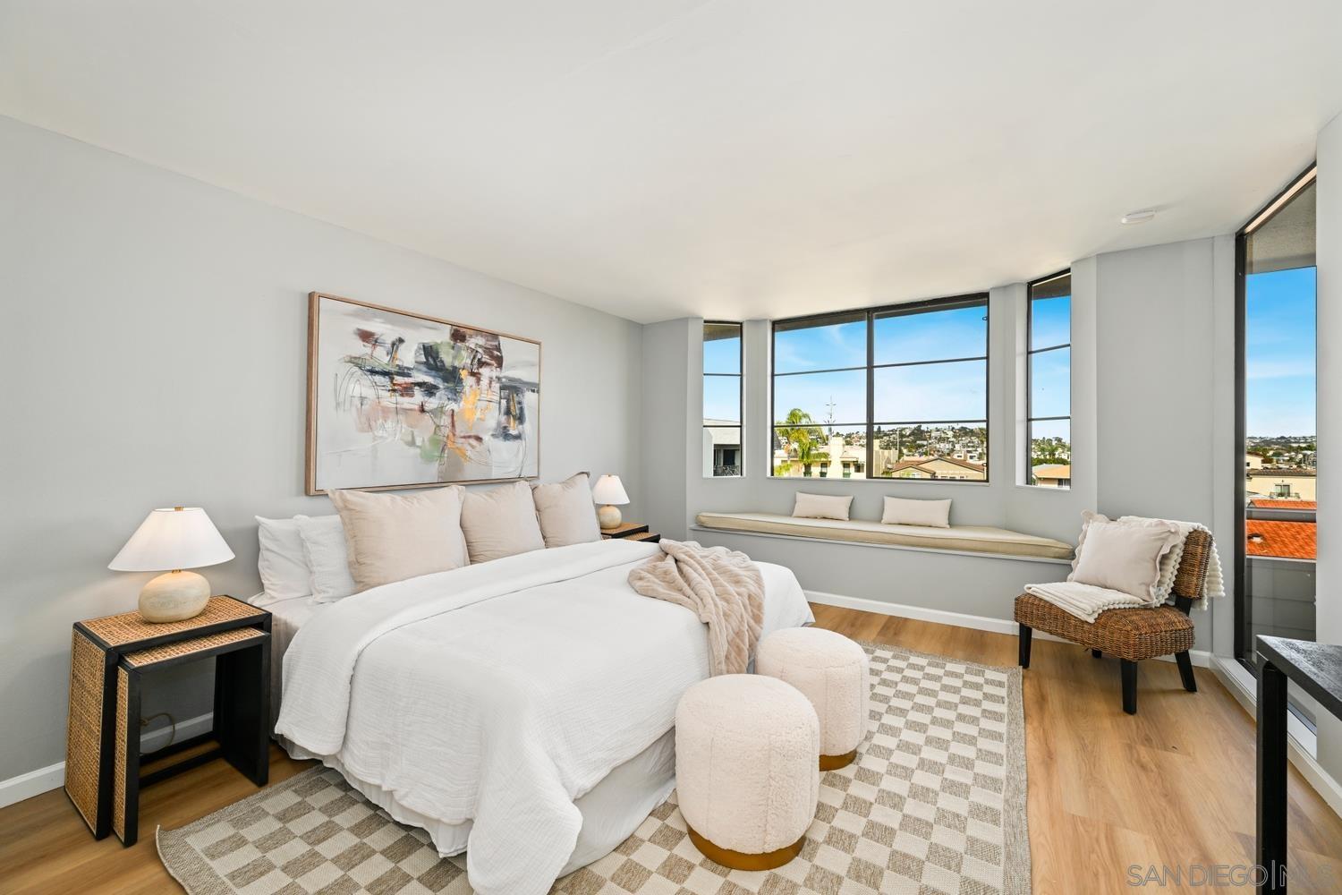 Detail Gallery Image 16 of 36 For 3130  Avenida De Portugal  #302,  San Diego,  CA 92106 - 2 Beds | 2 Baths