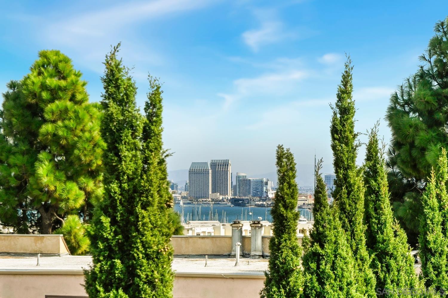 Detail Gallery Image 23 of 36 For 3130  Avenida De Portugal  #302,  San Diego,  CA 92106 - 2 Beds | 2 Baths