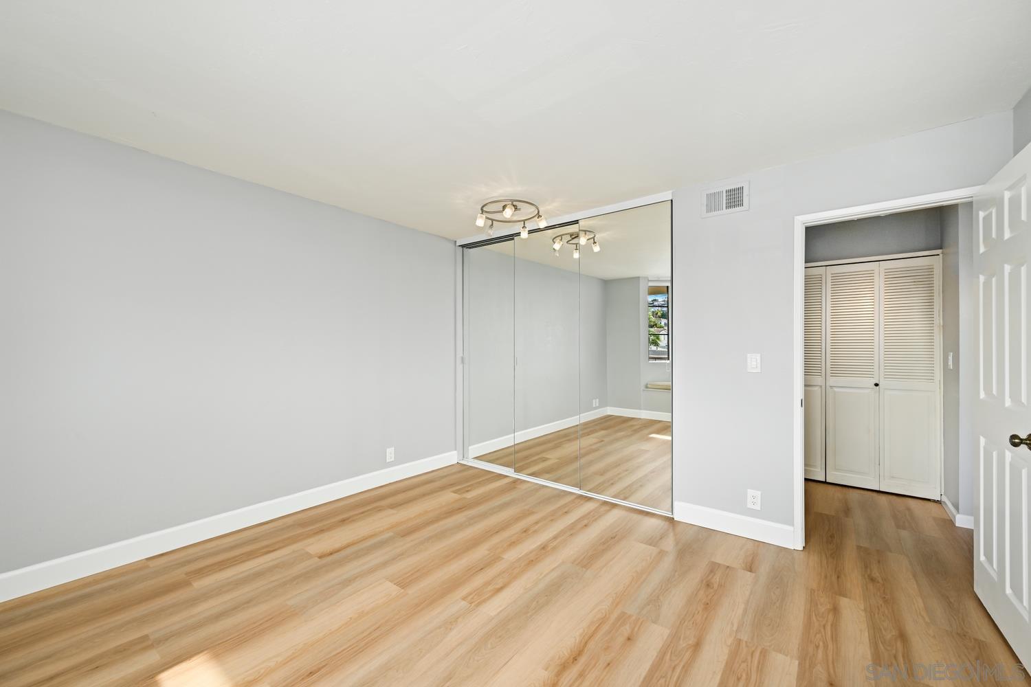 Detail Gallery Image 27 of 36 For 3130  Avenida De Portugal  #302,  San Diego,  CA 92106 - 2 Beds | 2 Baths