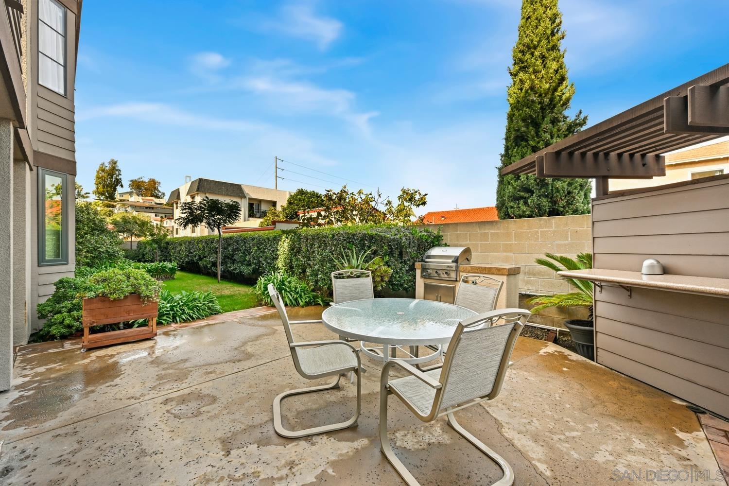 Detail Gallery Image 36 of 36 For 3130  Avenida De Portugal  #302,  San Diego,  CA 92106 - 2 Beds | 2 Baths