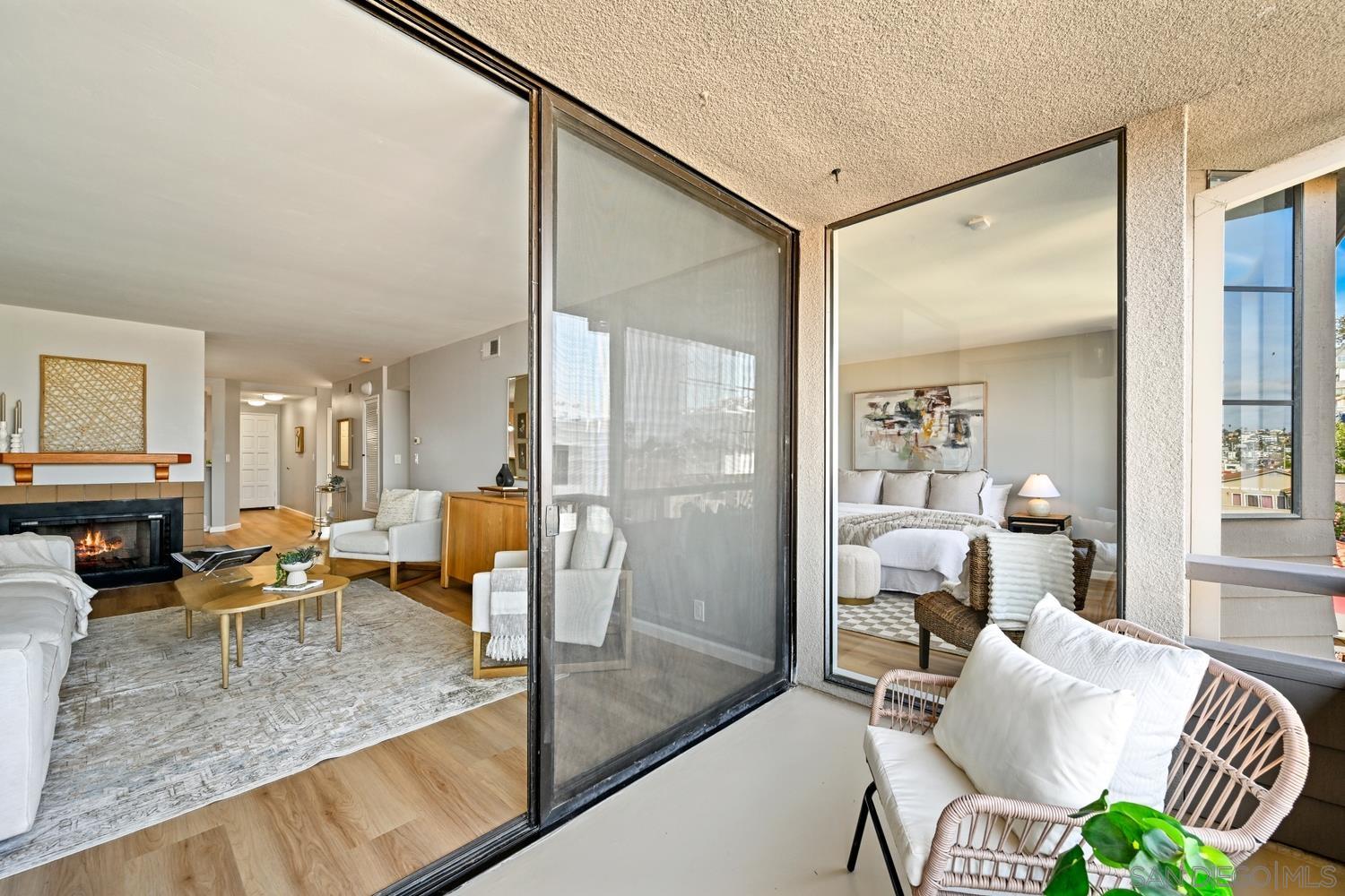 Detail Gallery Image 10 of 36 For 3130  Avenida De Portugal  #302,  San Diego,  CA 92106 - 2 Beds | 2 Baths