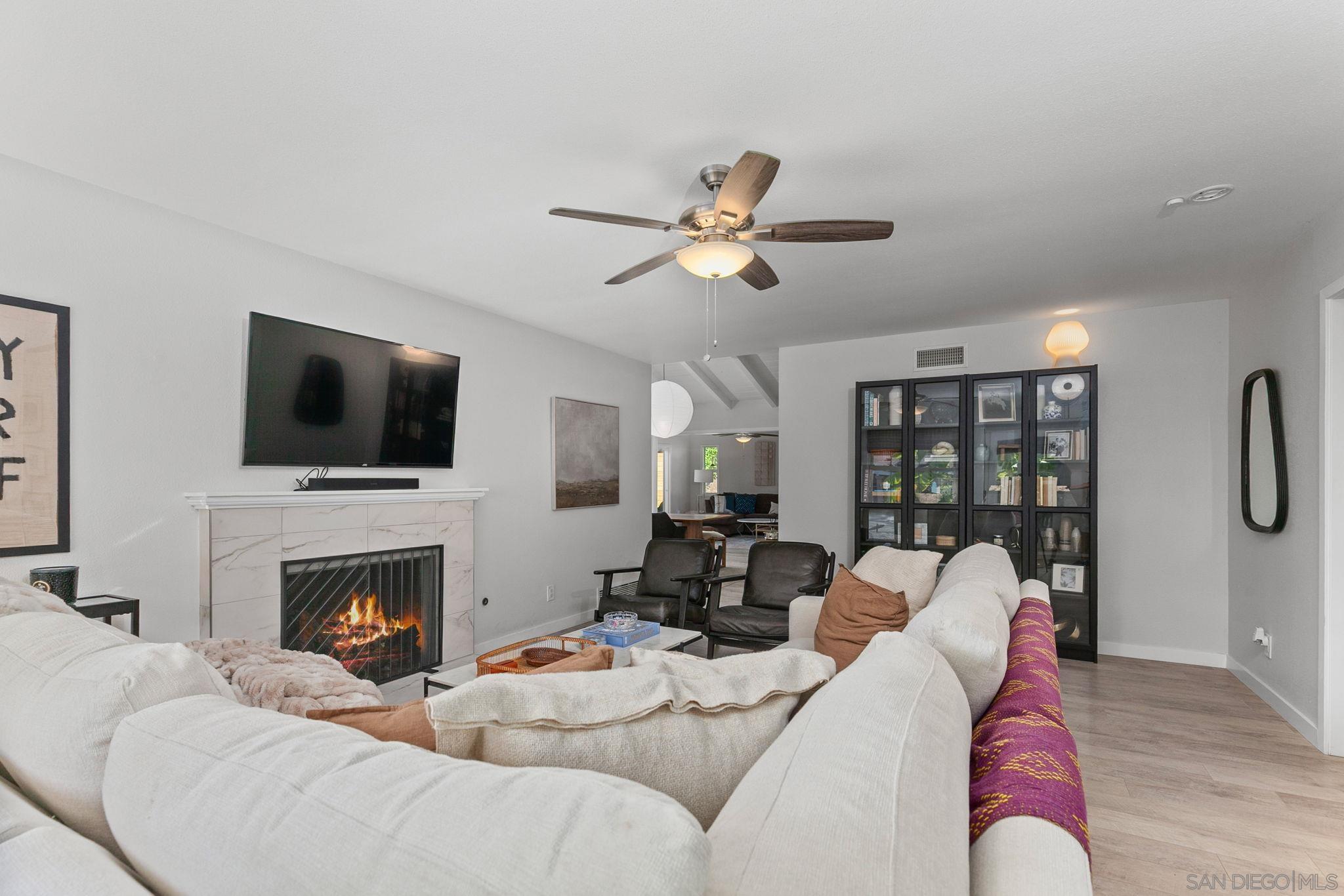 Detail Gallery Image 8 of 45 For 2812  Turnbull St, Oceanside,  CA 92056 - 3 Beds | 2 Baths