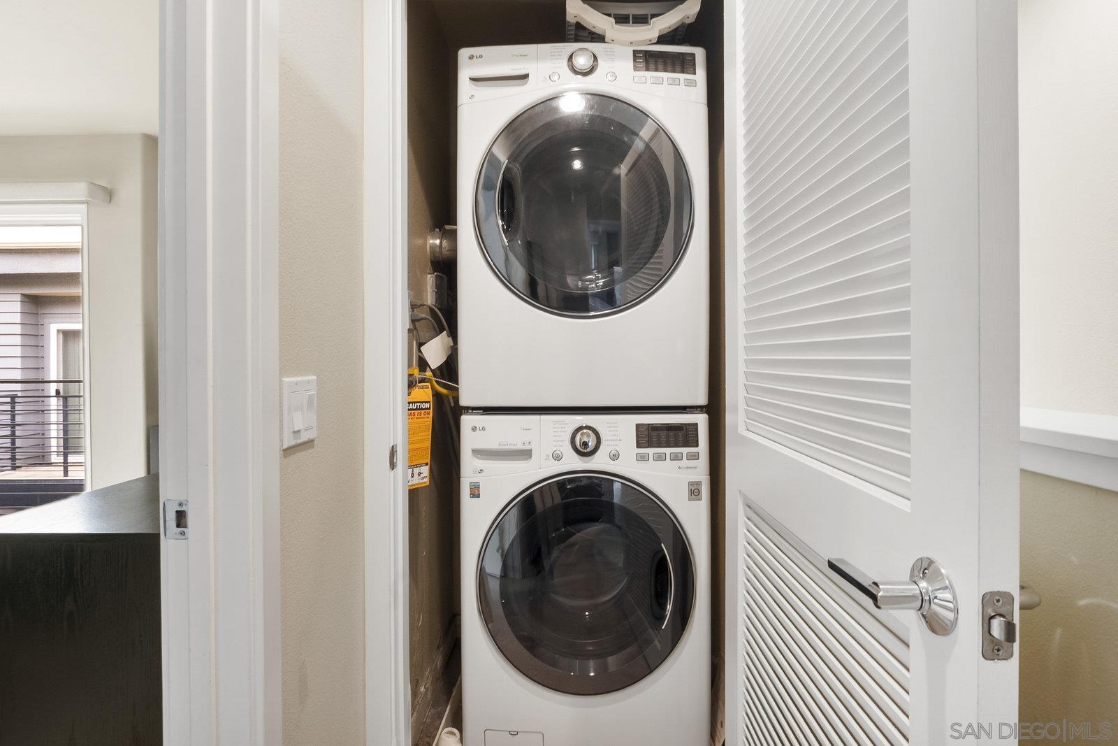 Detail Gallery Image 25 of 36 For 4541  Rainier Ave  #13,  San Diego,  CA 92120 - 4 Beds | 3 Baths