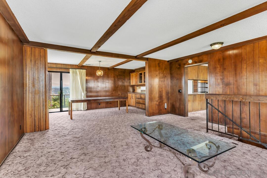 Detail Gallery Image 14 of 43 For 30311  Circle R Lane, Valley Center,  CA 92082 - 5 Beds | 3 Baths