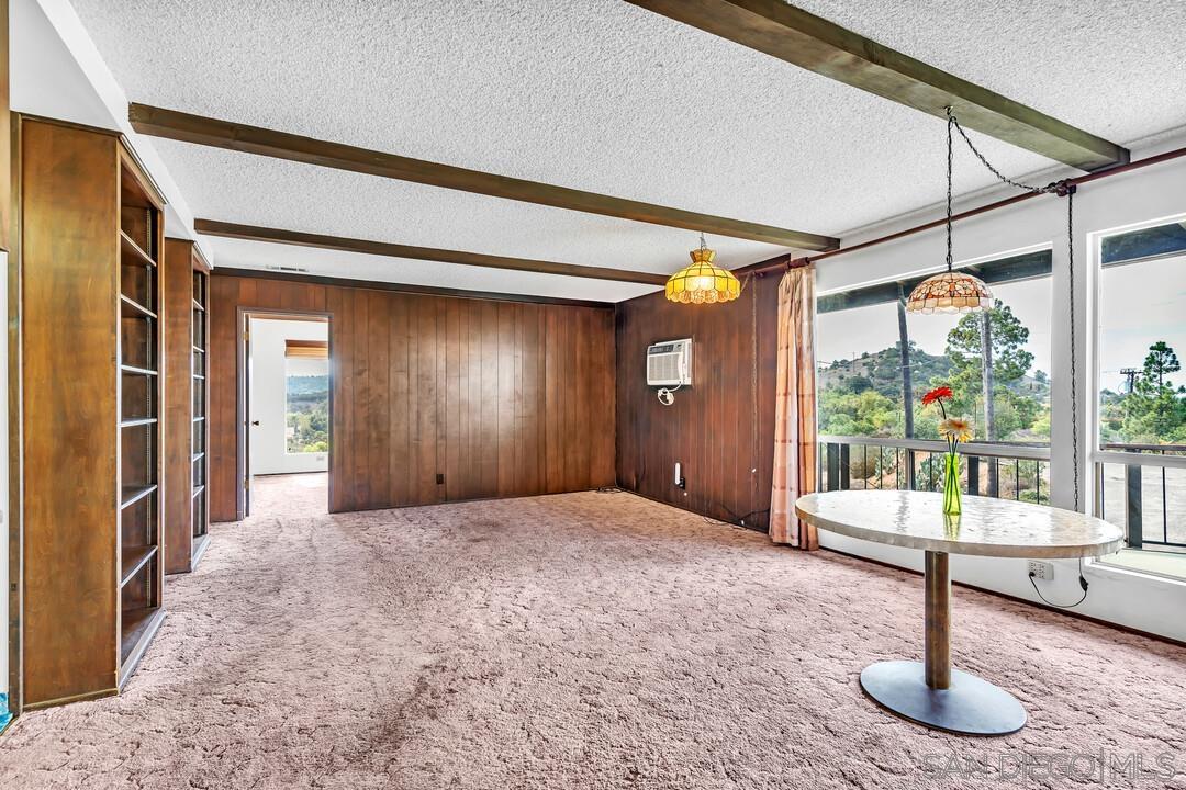 Detail Gallery Image 22 of 43 For 30311  Circle R Lane, Valley Center,  CA 92082 - 5 Beds | 3 Baths