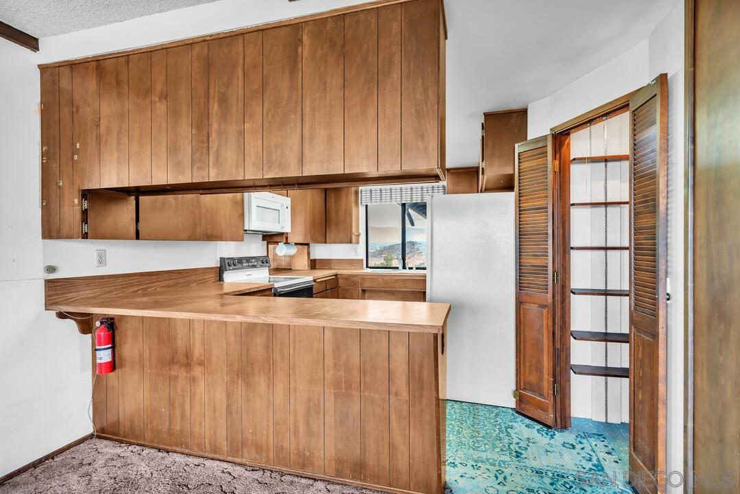 Detail Gallery Image 25 of 43 For 30311  Circle R Lane, Valley Center,  CA 92082 - 5 Beds | 3 Baths