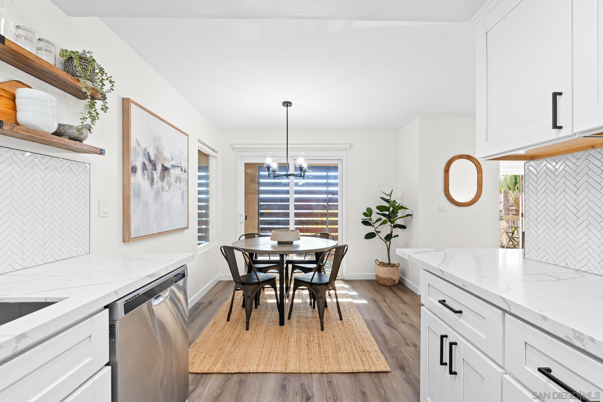 Detail Gallery Image 14 of 37 For 1324  S Pacific  #3,  Oceanside,  CA 92054 - 2 Beds | 2 Baths