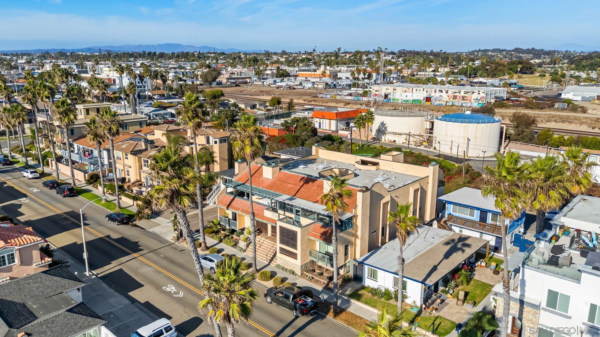 Detail Gallery Image 28 of 37 For 1324  S Pacific  #3,  Oceanside,  CA 92054 - 2 Beds | 2 Baths
