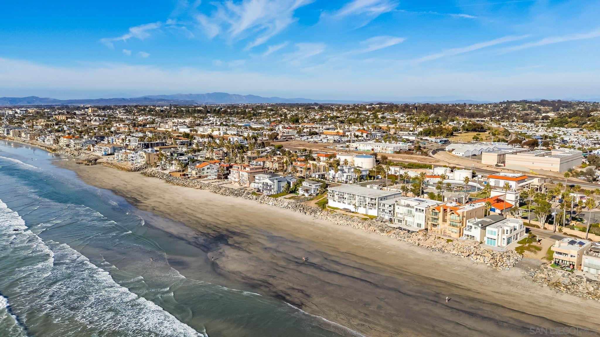 Detail Gallery Image 34 of 37 For 1324  S Pacific  #3,  Oceanside,  CA 92054 - 2 Beds | 2 Baths