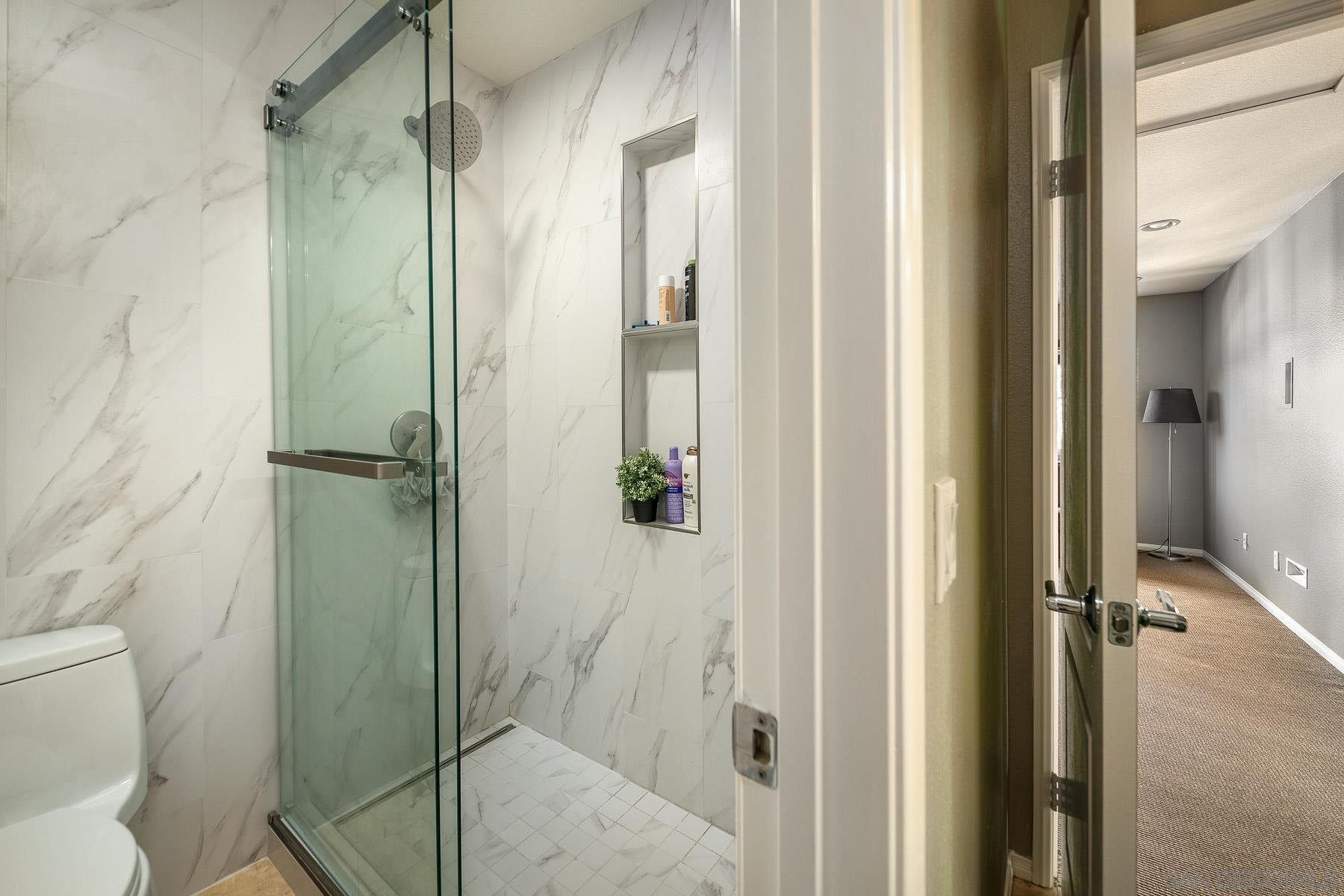 Detail Gallery Image 11 of 37 For 10447  Whitcomb Way  #161,  San Diego,  CA 92127 - 4 Beds | 2/1 Baths