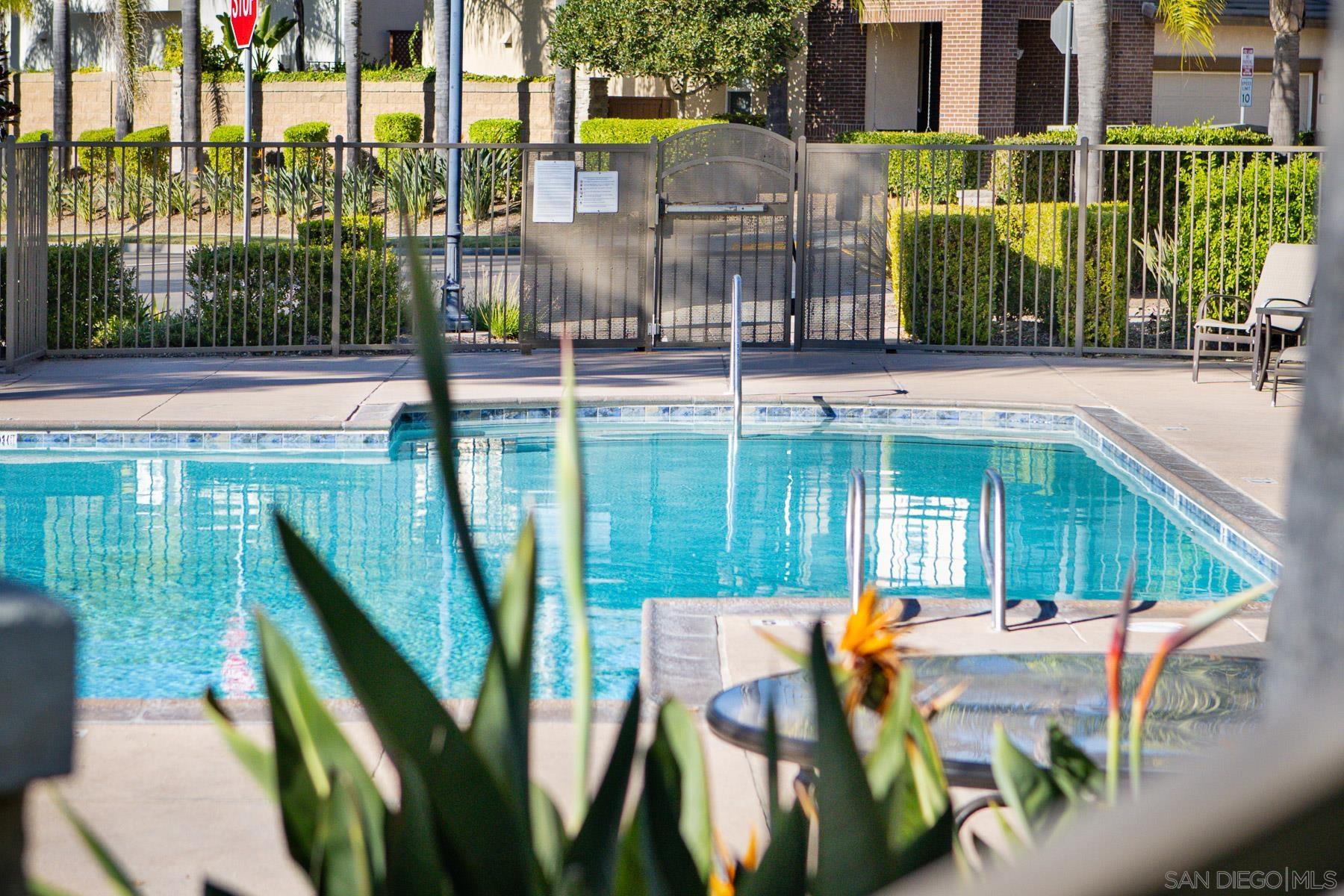 Detail Gallery Image 21 of 37 For 10447  Whitcomb Way  #161,  San Diego,  CA 92127 - 4 Beds | 2/1 Baths