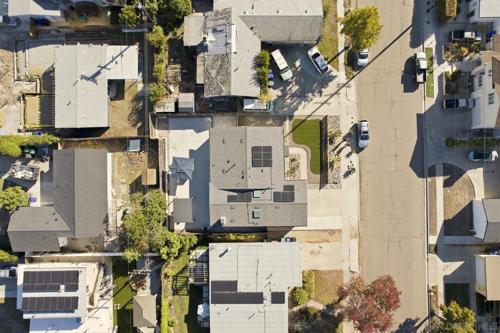 Detail Gallery Image 13 of 41 For 4657  Pocahontas Ave, San Diego,  CA 92117 - 3 Beds | 2 Baths