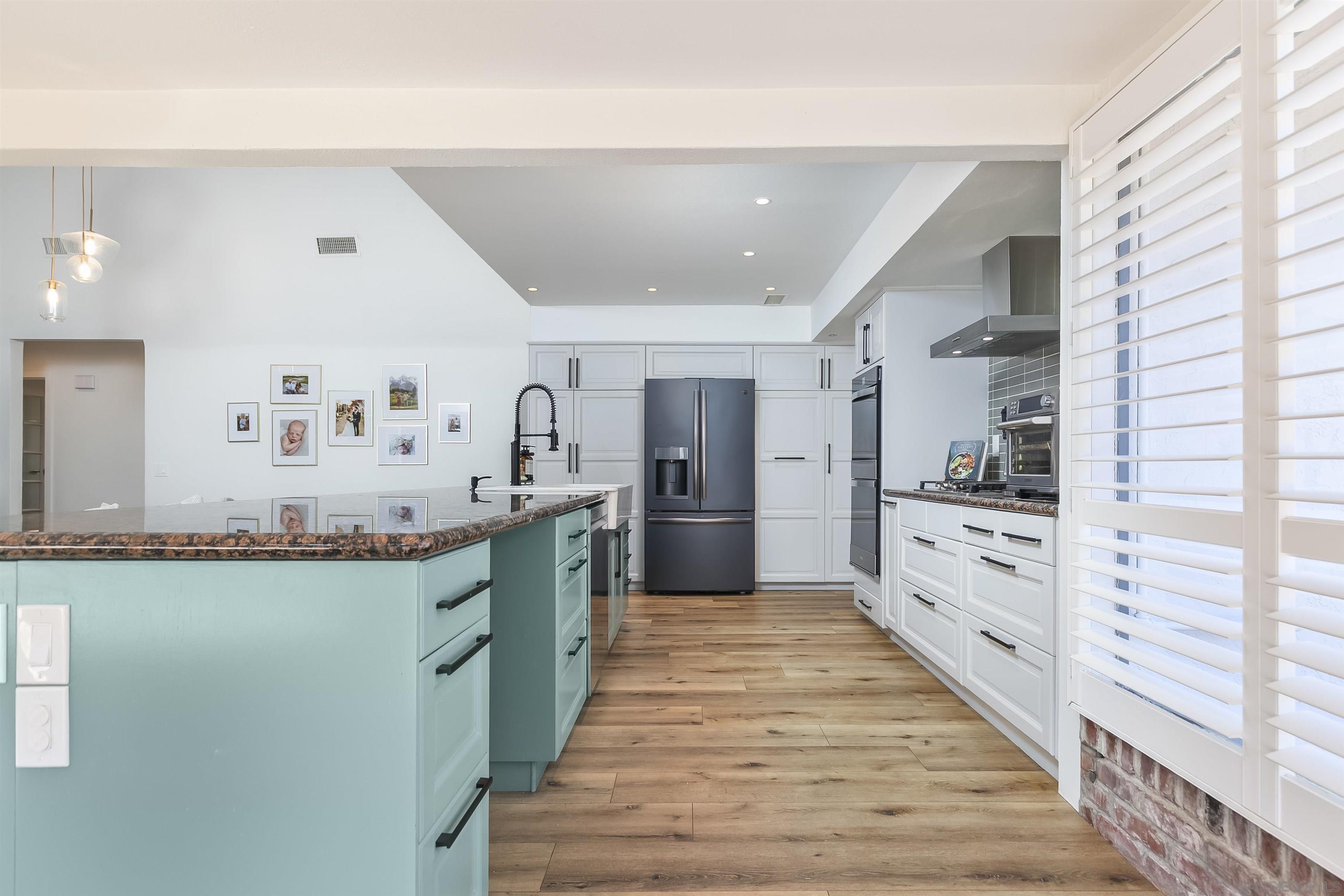 Detail Gallery Image 22 of 51 For 6641  Murray Park Dr, San Diego,  CA 92120 - 5 Beds | 2/1 Baths