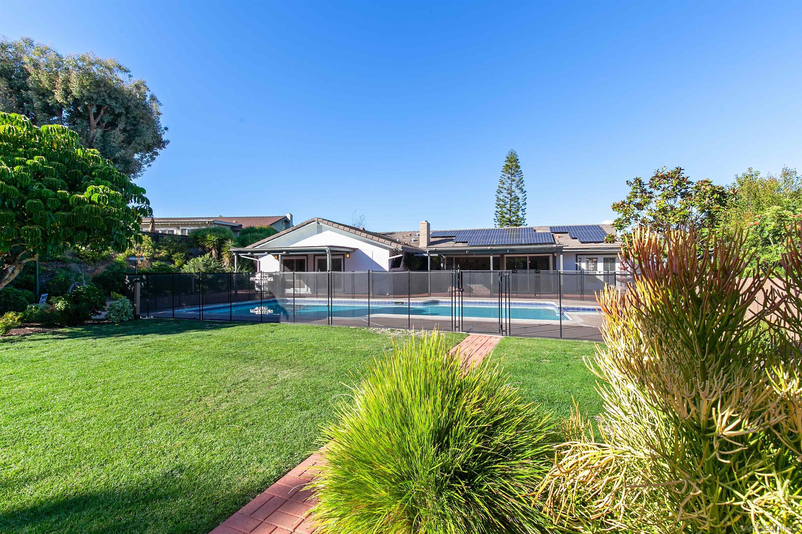 Detail Gallery Image 41 of 51 For 6641  Murray Park Dr, San Diego,  CA 92120 - 5 Beds | 2/1 Baths