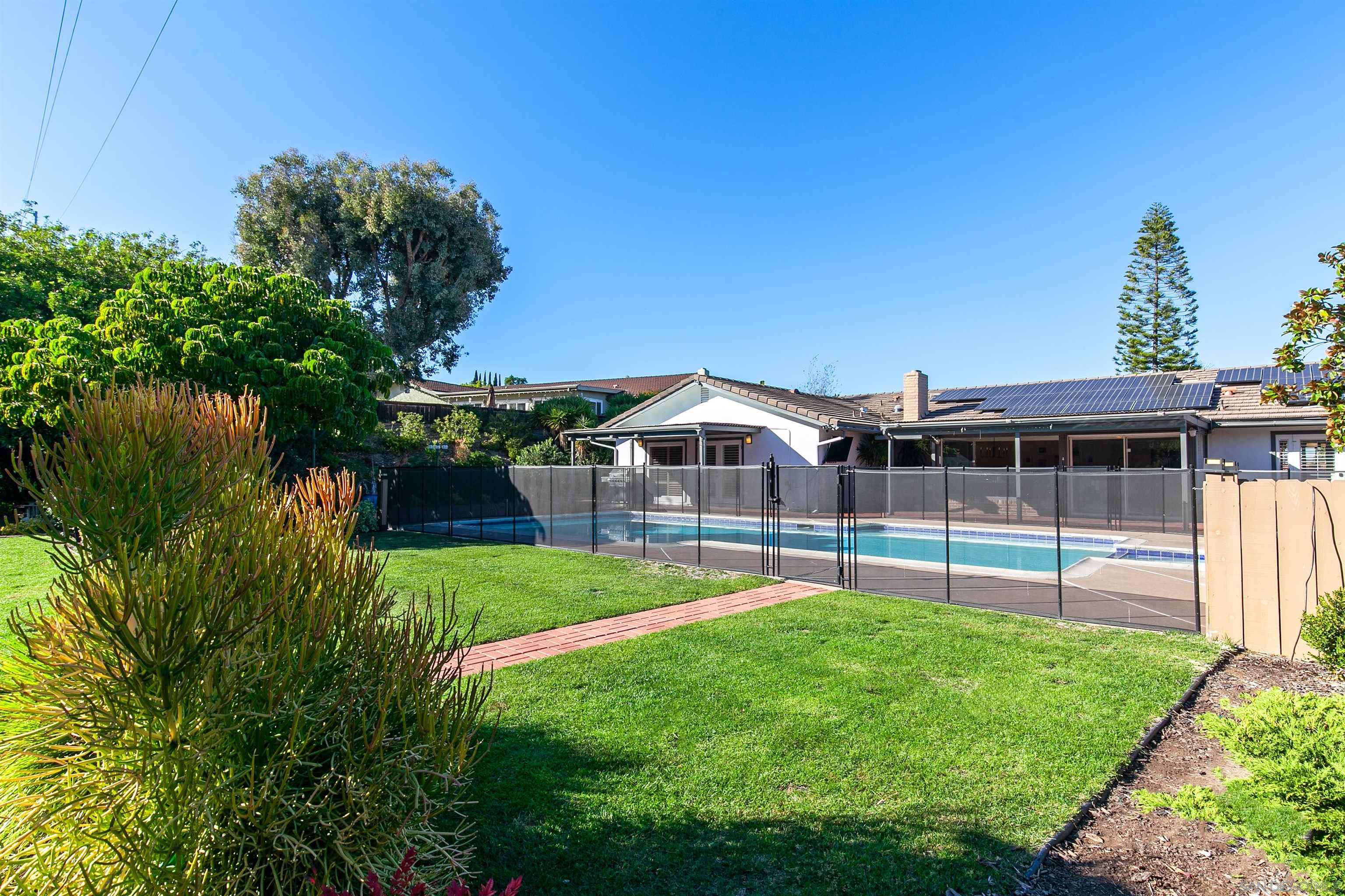 Detail Gallery Image 42 of 51 For 6641  Murray Park Dr, San Diego,  CA 92120 - 5 Beds | 2/1 Baths