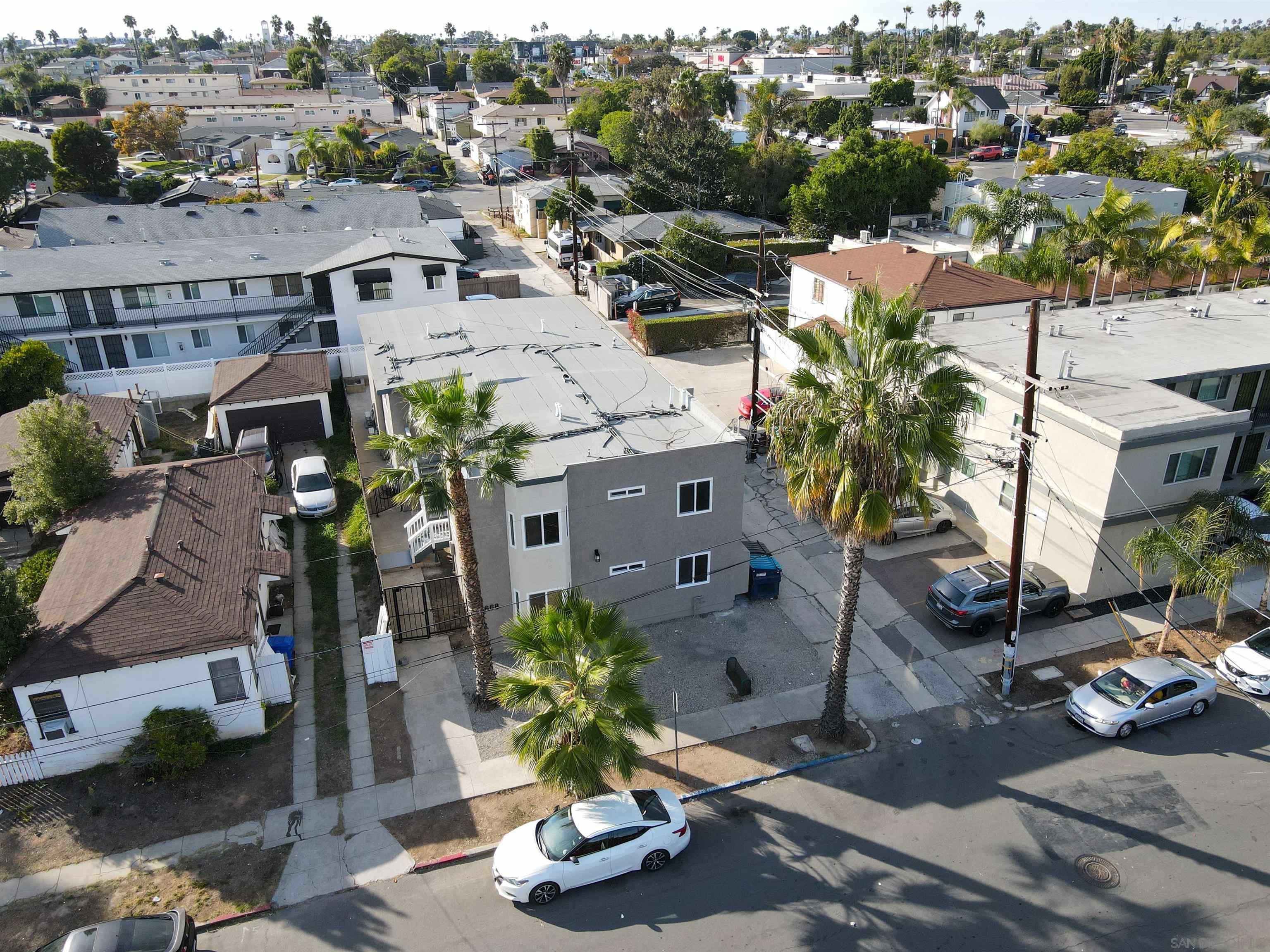 Detail Gallery Image 2 of 42 For 4668  39th St, San Diego,  CA 92116 - – Beds | – Baths