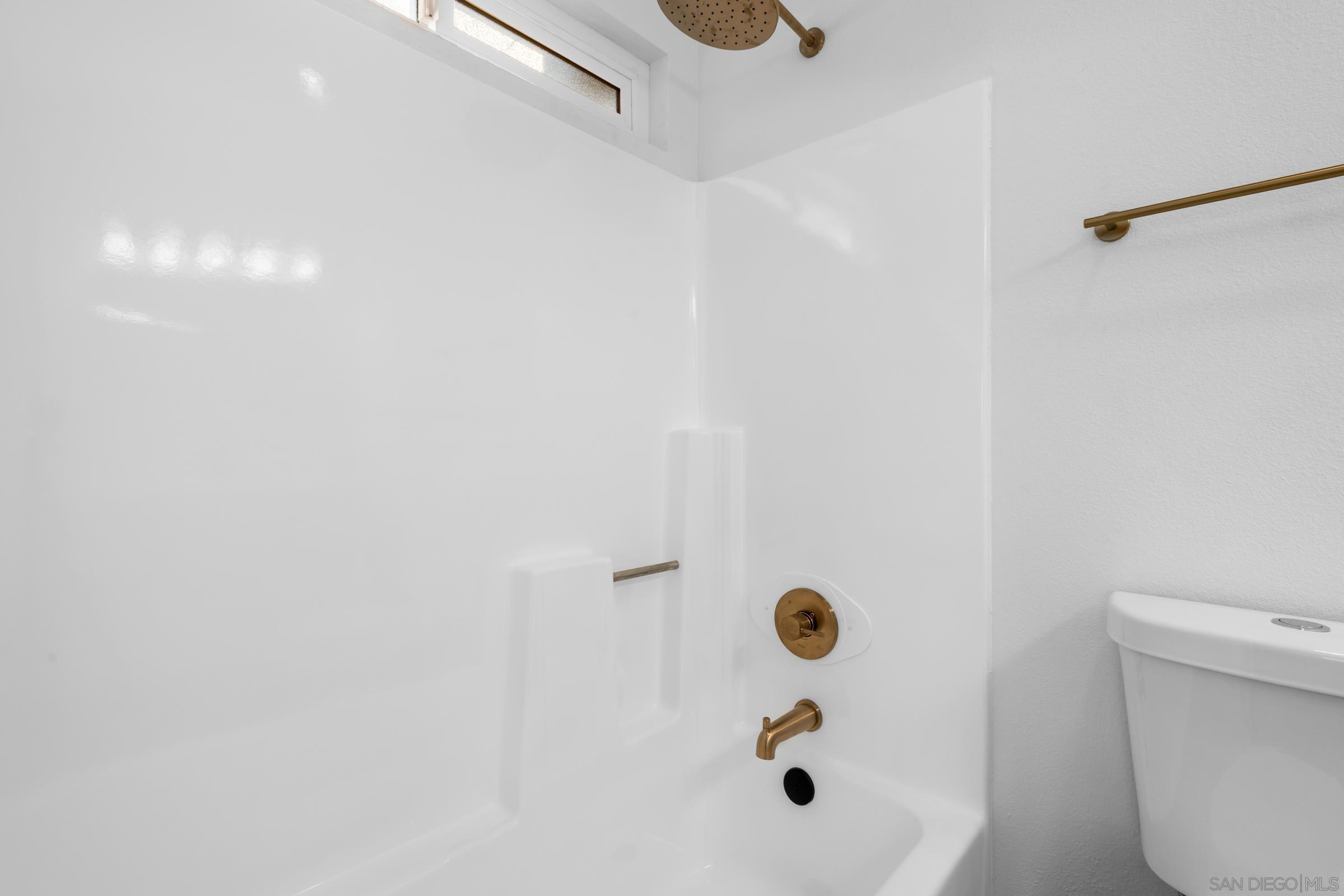 Detail Gallery Image 19 of 42 For 4668  39th St, San Diego,  CA 92116 - – Beds | – Baths