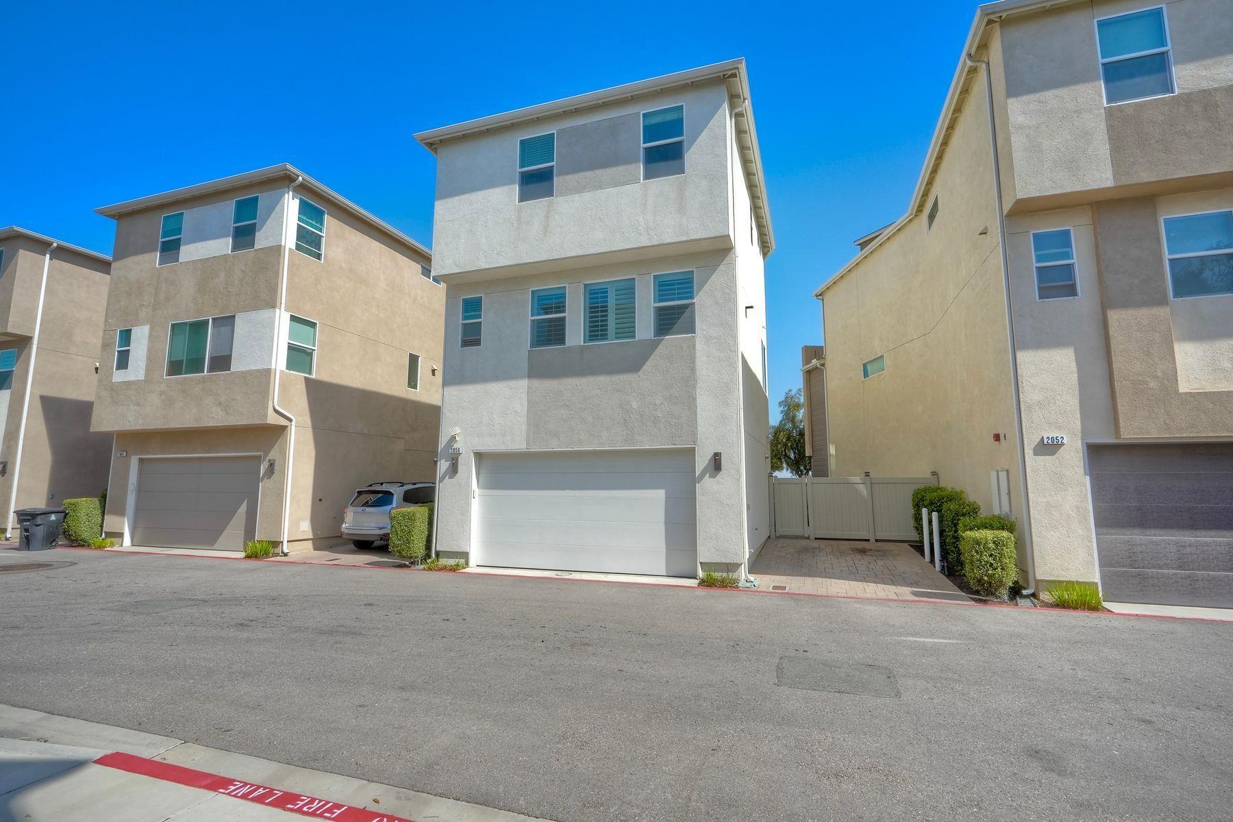Detail Gallery Image 2 of 62 For 2056  Callisto Terrace, Chula Vista,  CA 91915 - 4 Beds | 3/1 Baths