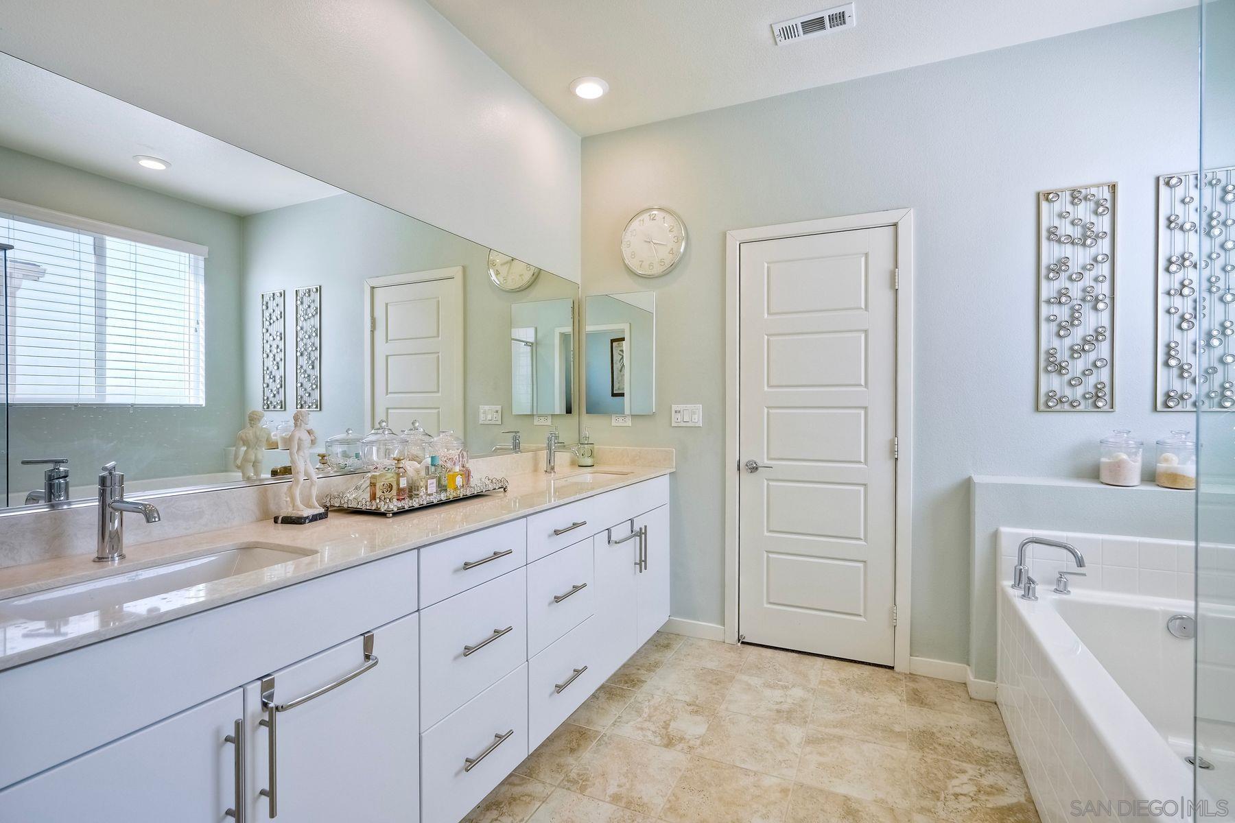 Detail Gallery Image 31 of 62 For 2056  Callisto Terrace, Chula Vista,  CA 91915 - 4 Beds | 3/1 Baths