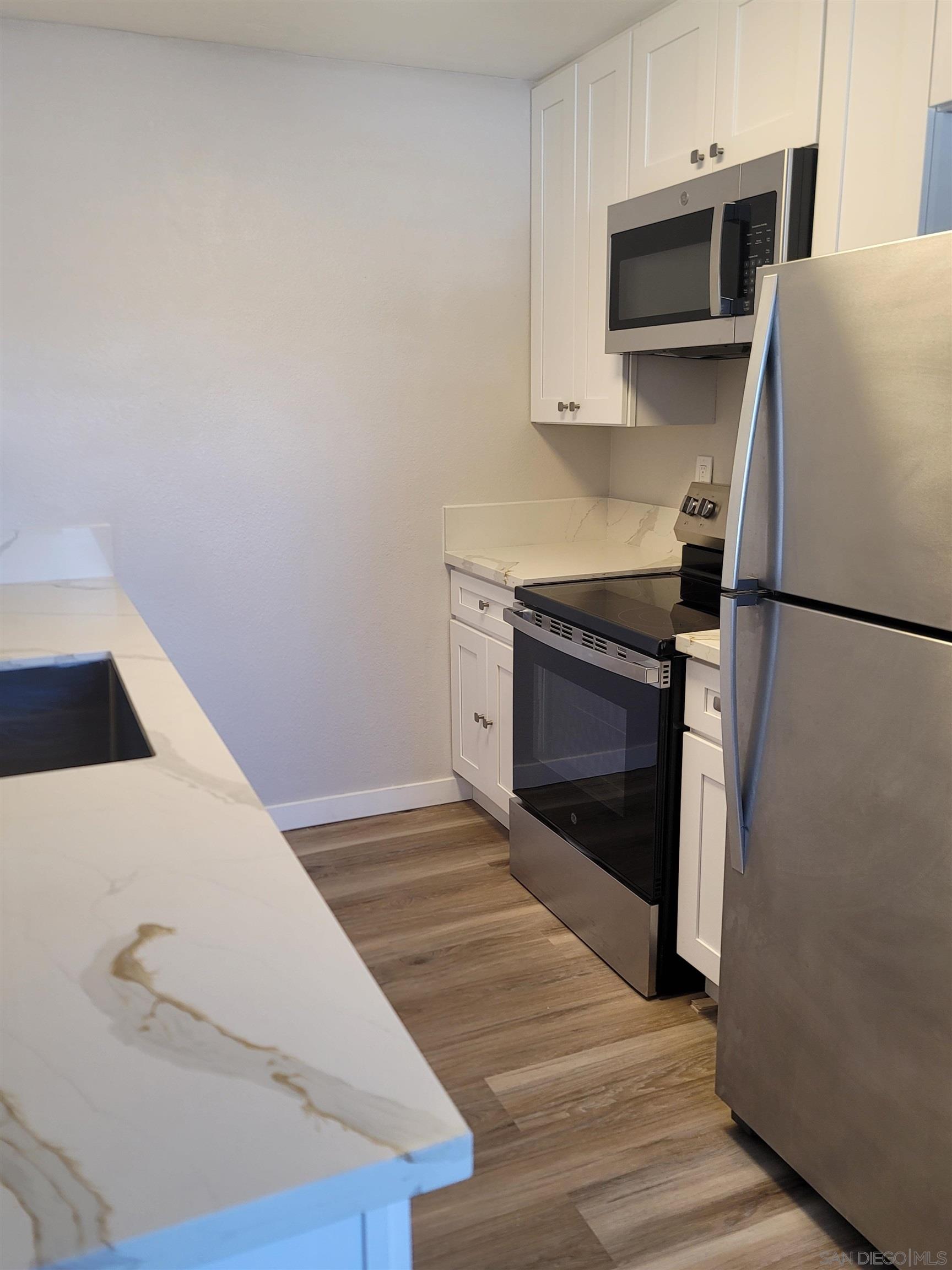 Detail Gallery Image 11 of 23 For 3557  Kenora Dr  #22,  Spring Valley,  CA 91977 - 2 Beds | 2 Baths