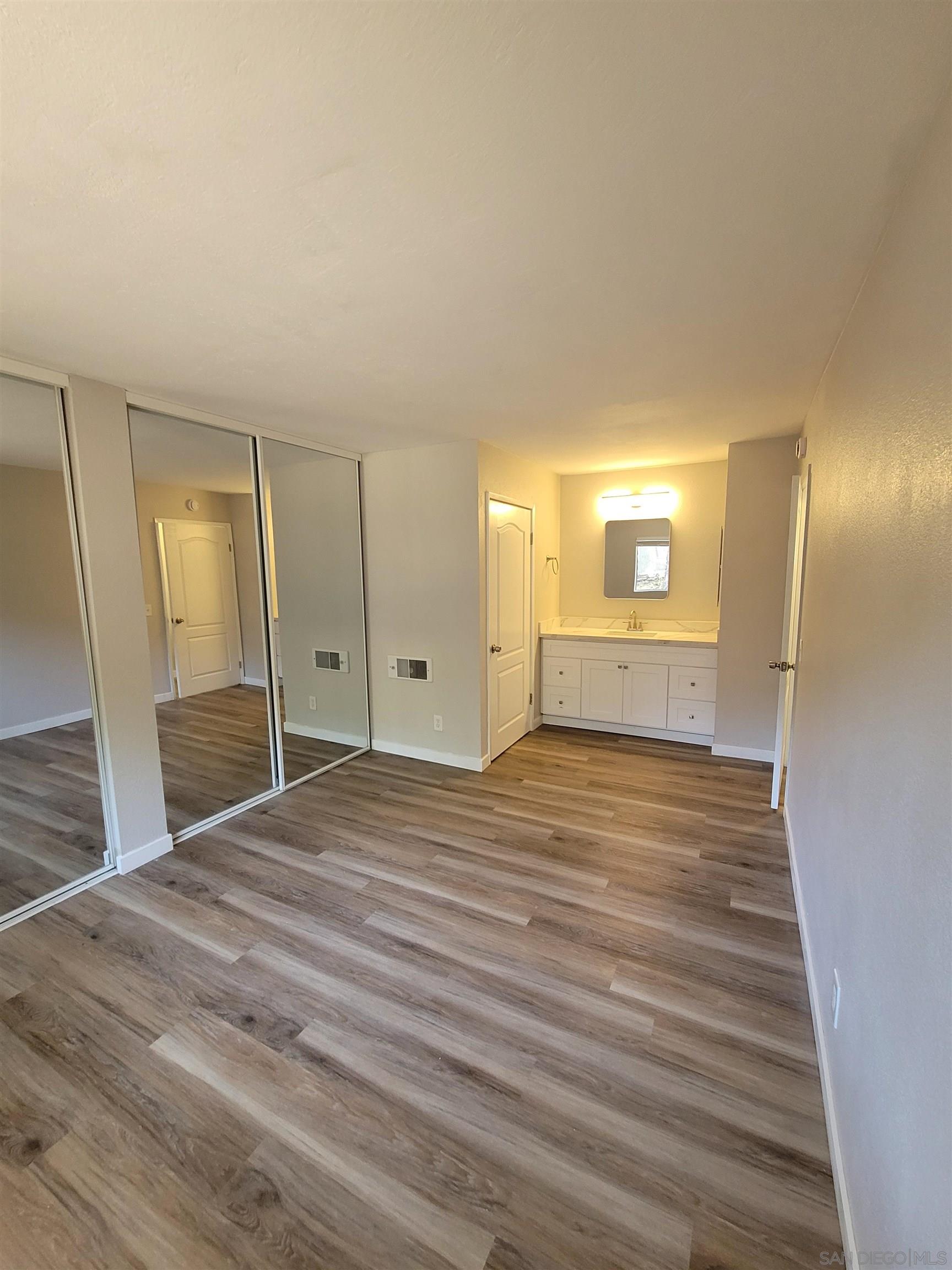 Detail Gallery Image 12 of 23 For 3557  Kenora Dr  #22,  Spring Valley,  CA 91977 - 2 Beds | 2 Baths