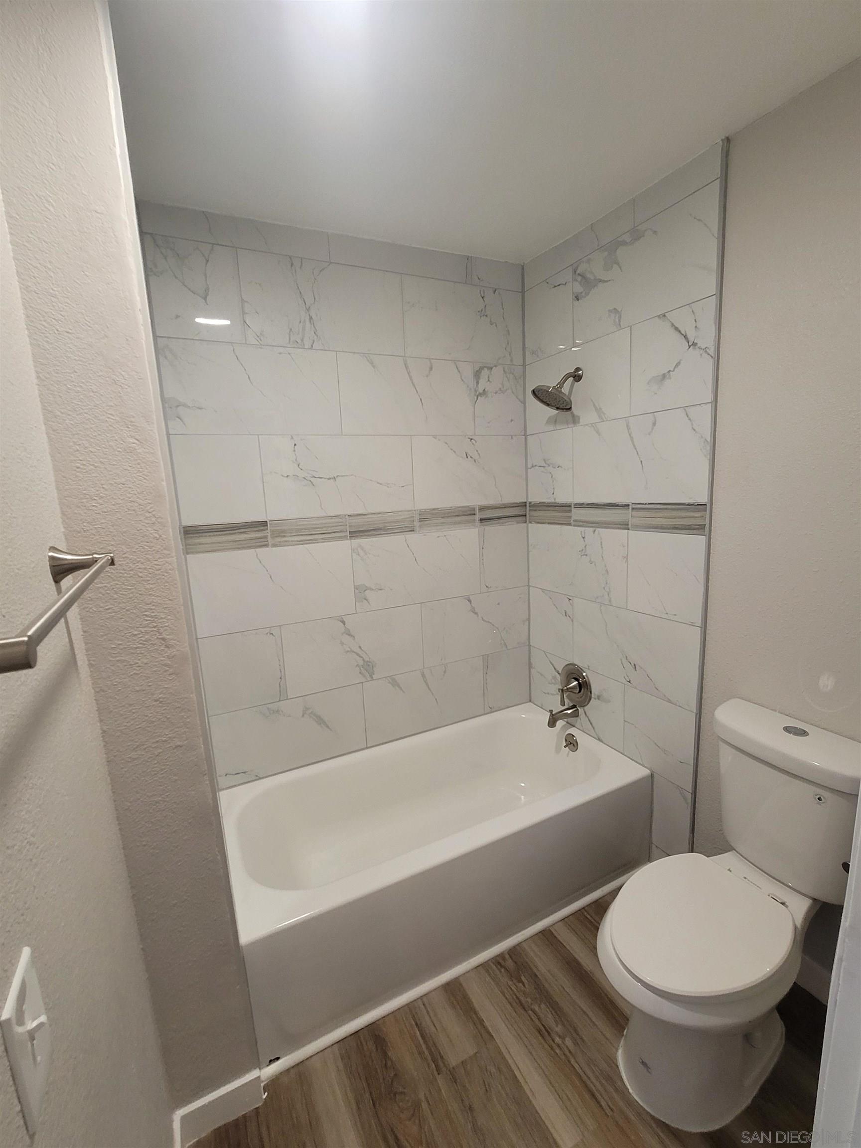 Detail Gallery Image 14 of 23 For 3557  Kenora Dr  #22,  Spring Valley,  CA 91977 - 2 Beds | 2 Baths