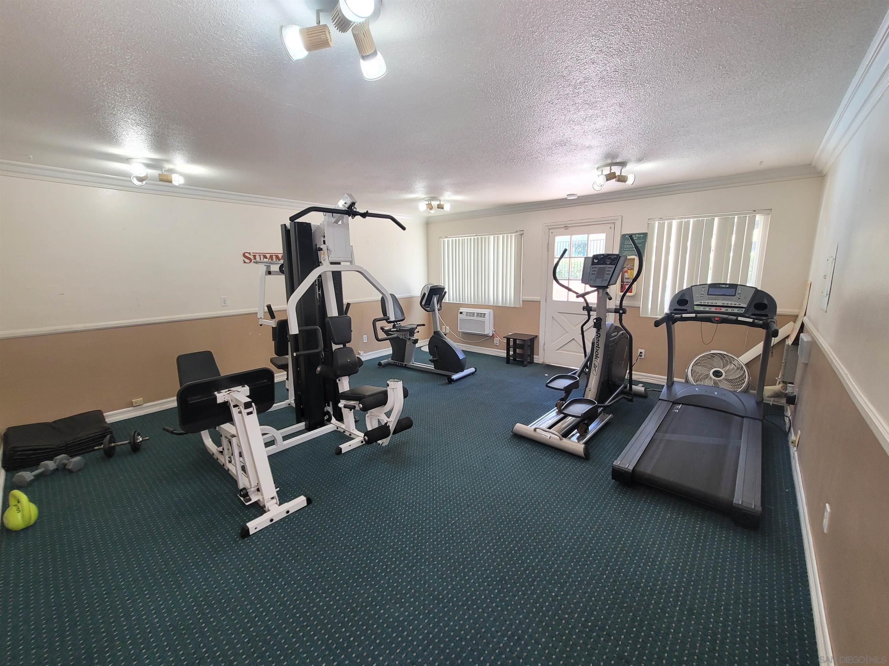 Detail Gallery Image 21 of 23 For 3557  Kenora Dr  #22,  Spring Valley,  CA 91977 - 2 Beds | 2 Baths