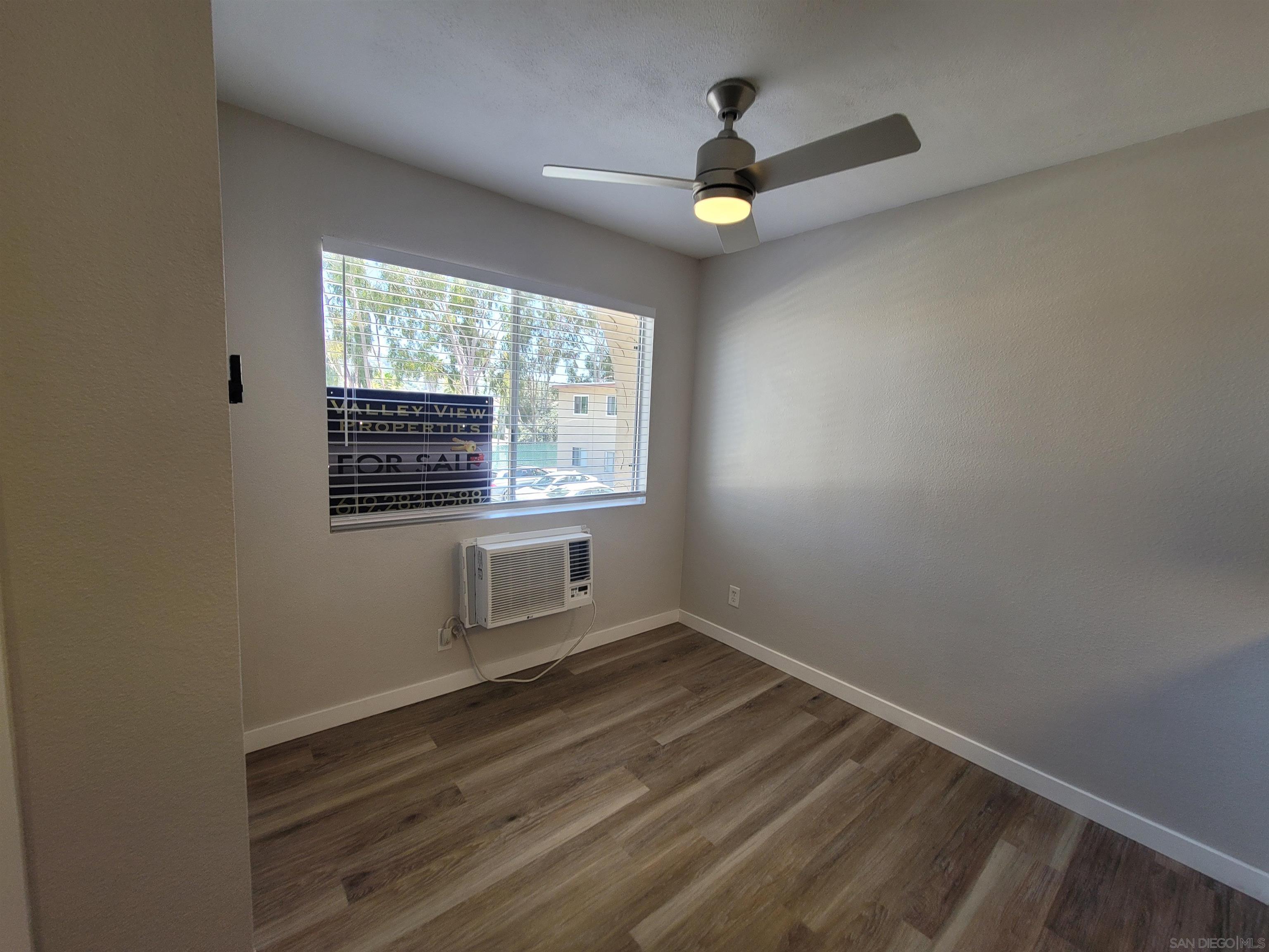 Detail Gallery Image 8 of 23 For 3557  Kenora Dr  #22,  Spring Valley,  CA 91977 - 2 Beds | 2 Baths
