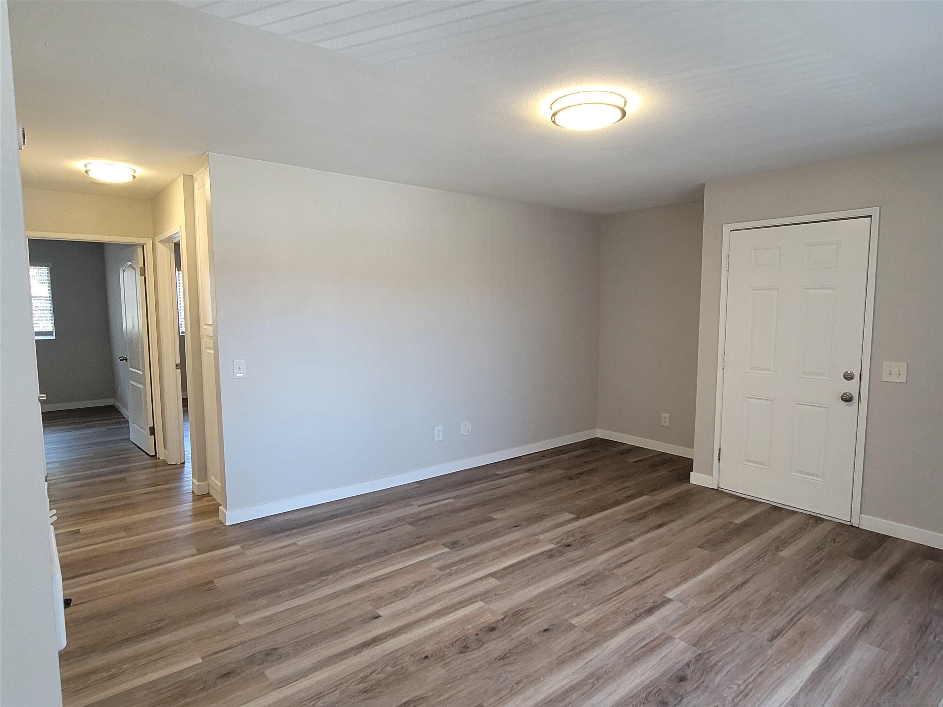 Detail Gallery Image 9 of 23 For 3557  Kenora Dr  #22,  Spring Valley,  CA 91977 - 2 Beds | 2 Baths