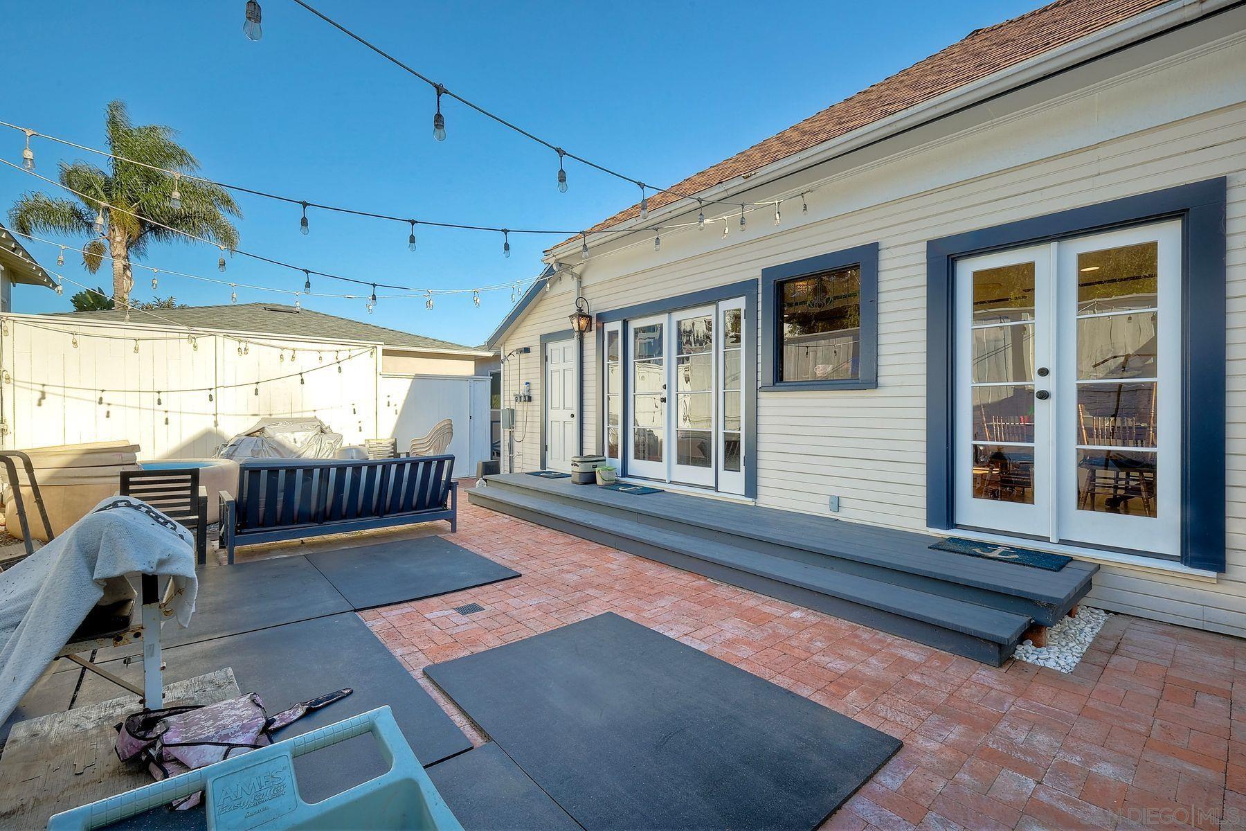 Detail Gallery Image 28 of 65 For 952  Rosecrans, San Diego,  CA 92106 - 5 Beds | 4 Baths