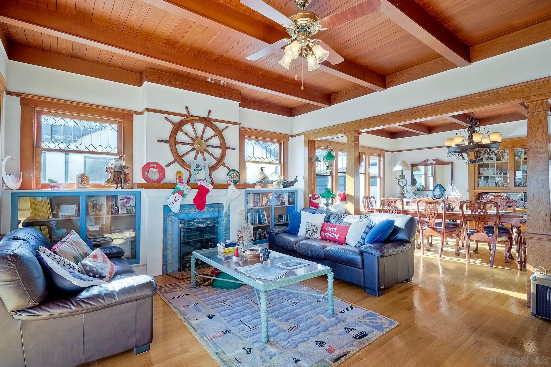 Detail Gallery Image 4 of 65 For 952  Rosecrans, San Diego,  CA 92106 - 5 Beds | 4 Baths