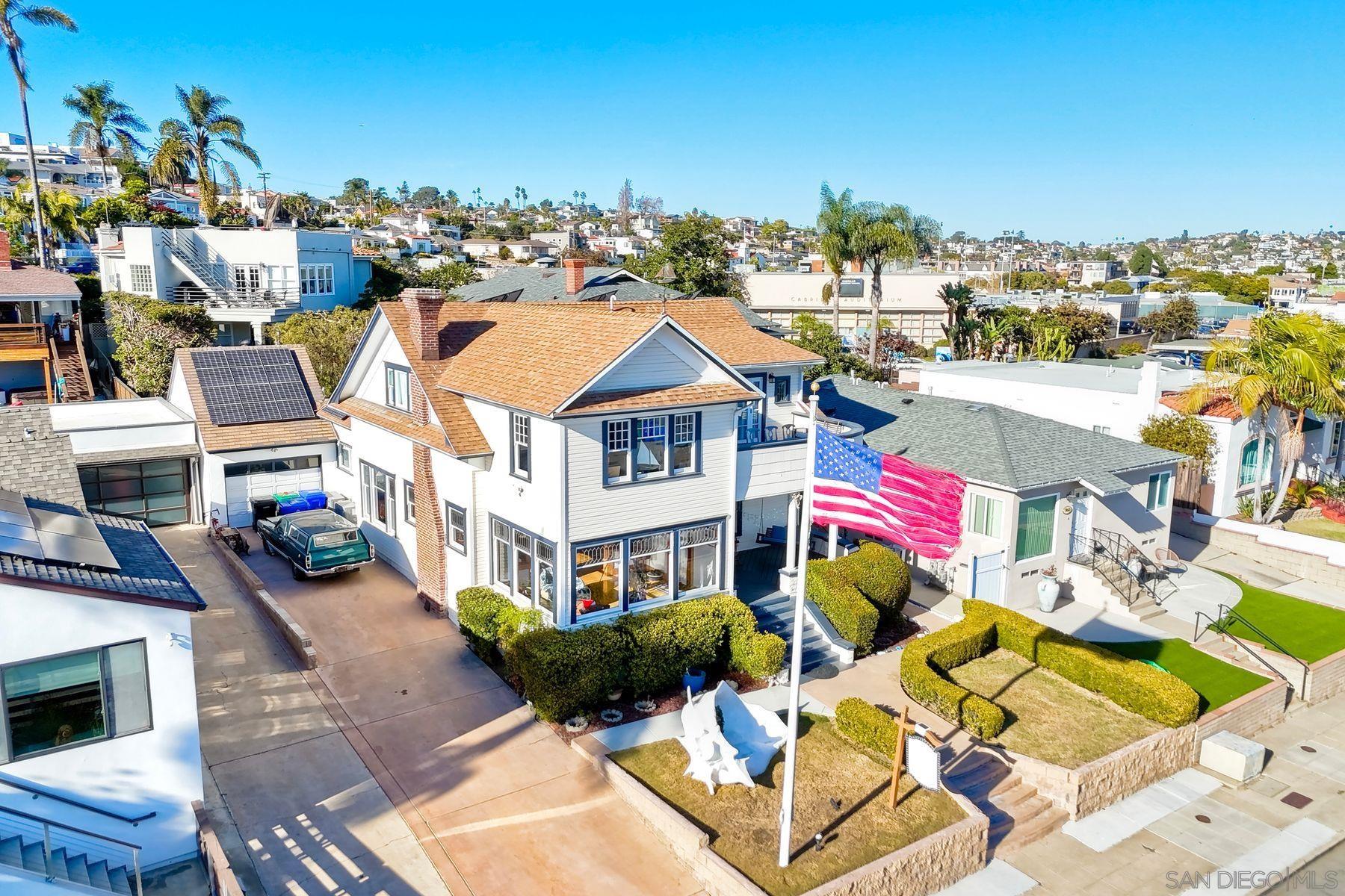 Detail Gallery Image 43 of 65 For 952  Rosecrans, San Diego,  CA 92106 - 5 Beds | 4 Baths