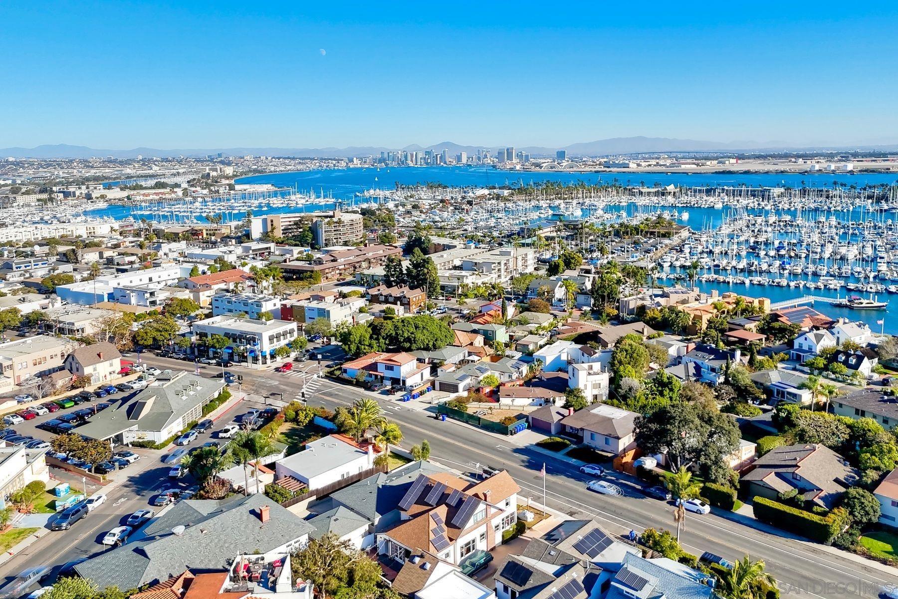 Detail Gallery Image 48 of 65 For 952  Rosecrans, San Diego,  CA 92106 - 5 Beds | 4 Baths