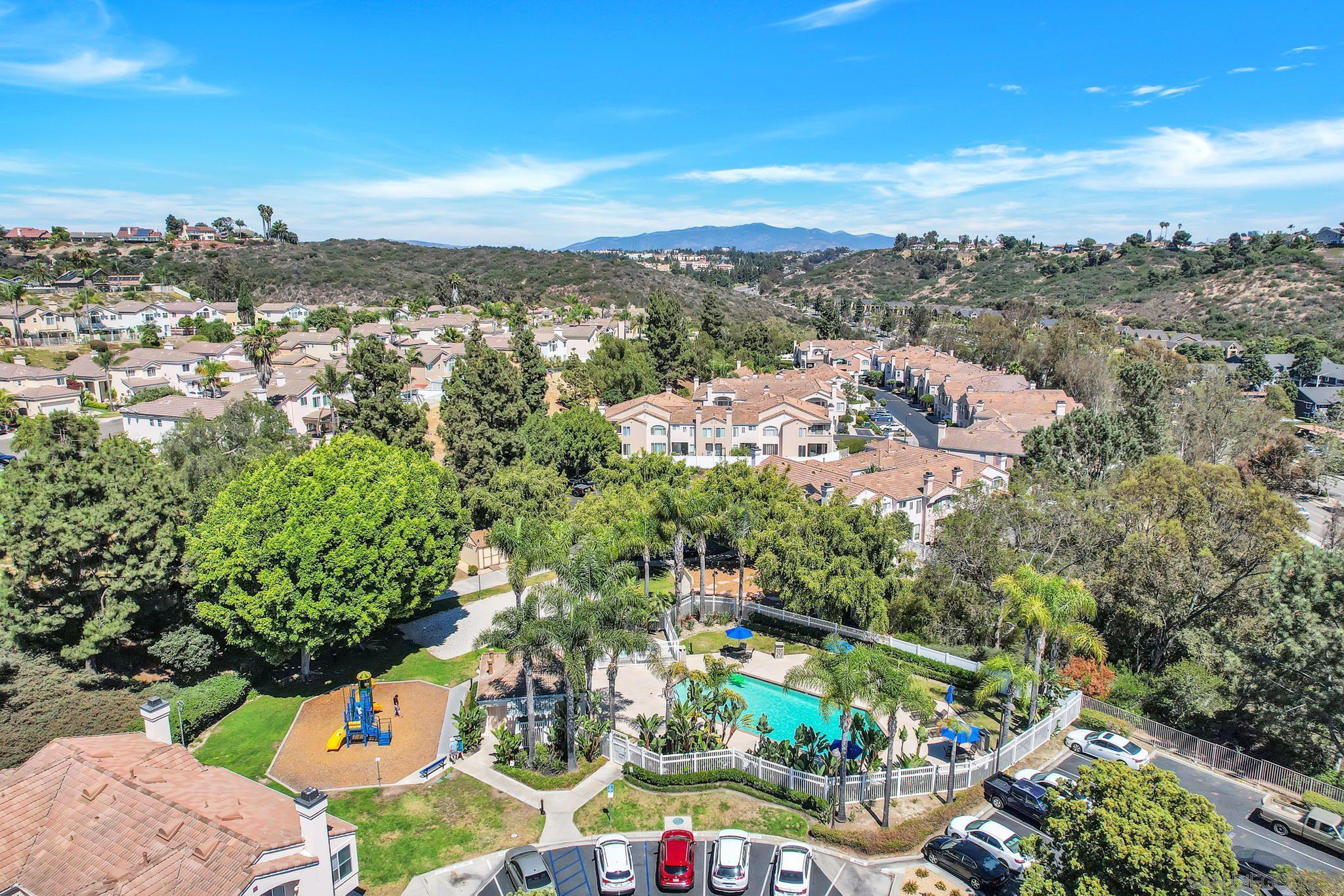 Detail Gallery Image 43 of 46 For 413  Sanibelle Circle  #71,  Chula Vista,  CA 91910 - 2 Beds | 2/1 Baths