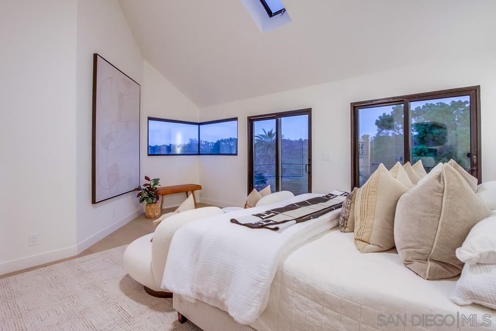 Detail Gallery Image 32 of 61 For 1429  Trabert Ranch Rd, Encinitas,  CA 92024 - 5 Beds | 4 Baths
