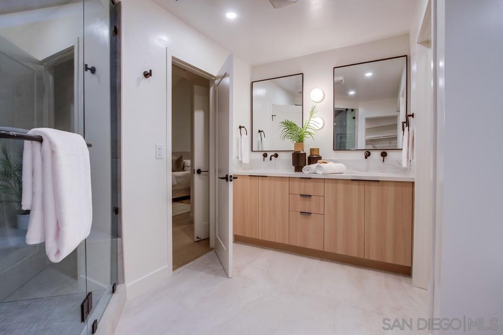 Detail Gallery Image 33 of 61 For 1429  Trabert Ranch Rd, Encinitas,  CA 92024 - 5 Beds | 4 Baths