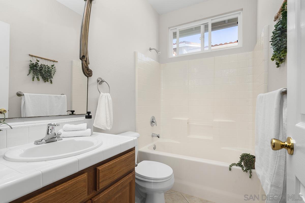 Detail Gallery Image 45 of 70 For 987  Palencia Ct, Chula Vista,  CA 91910 - 4 Beds | 3 Baths