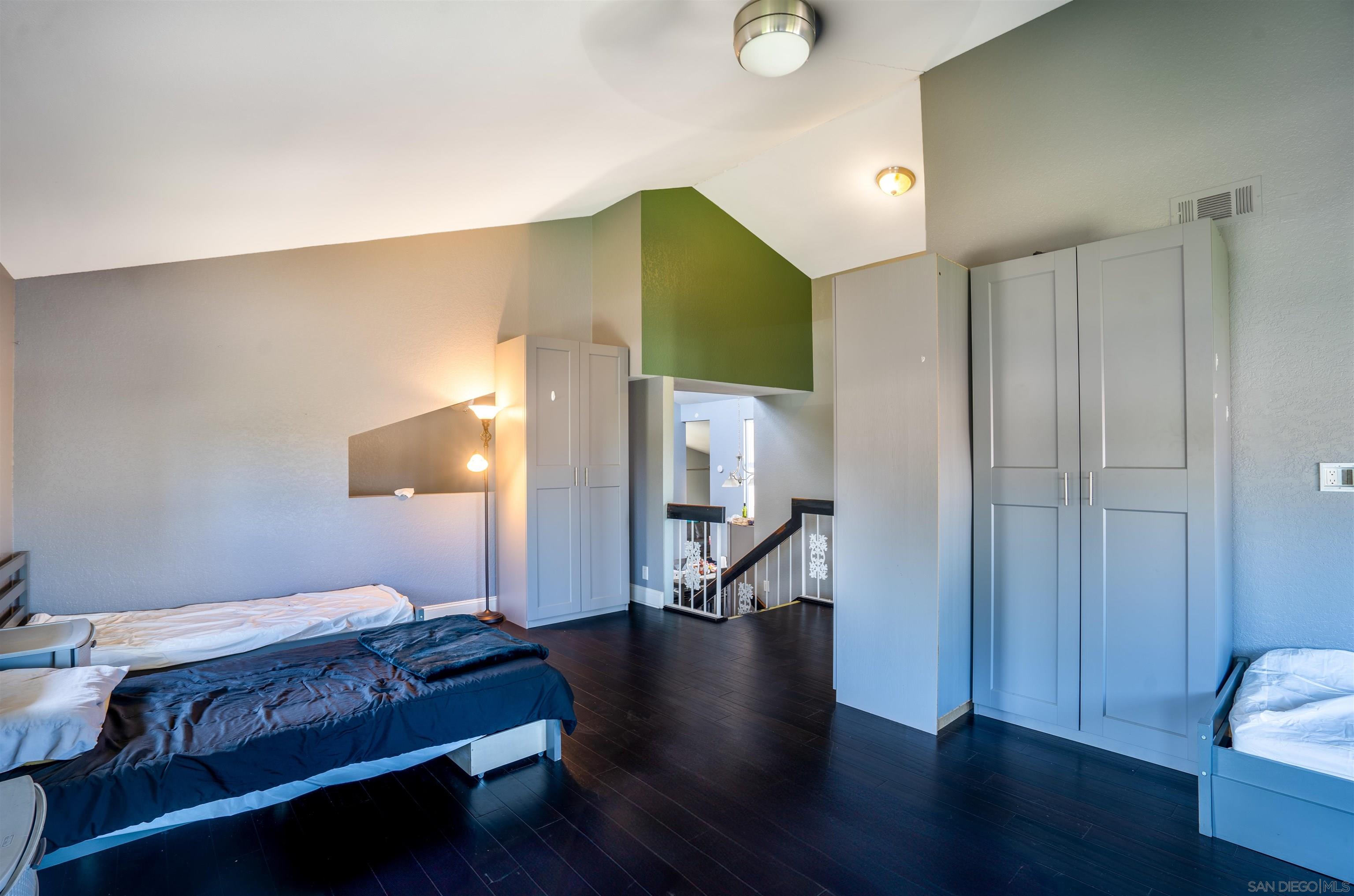 Detail Gallery Image 18 of 35 For 1116  Circle Dr, Escondido,  CA 92025 - 4 Beds | 3 Baths