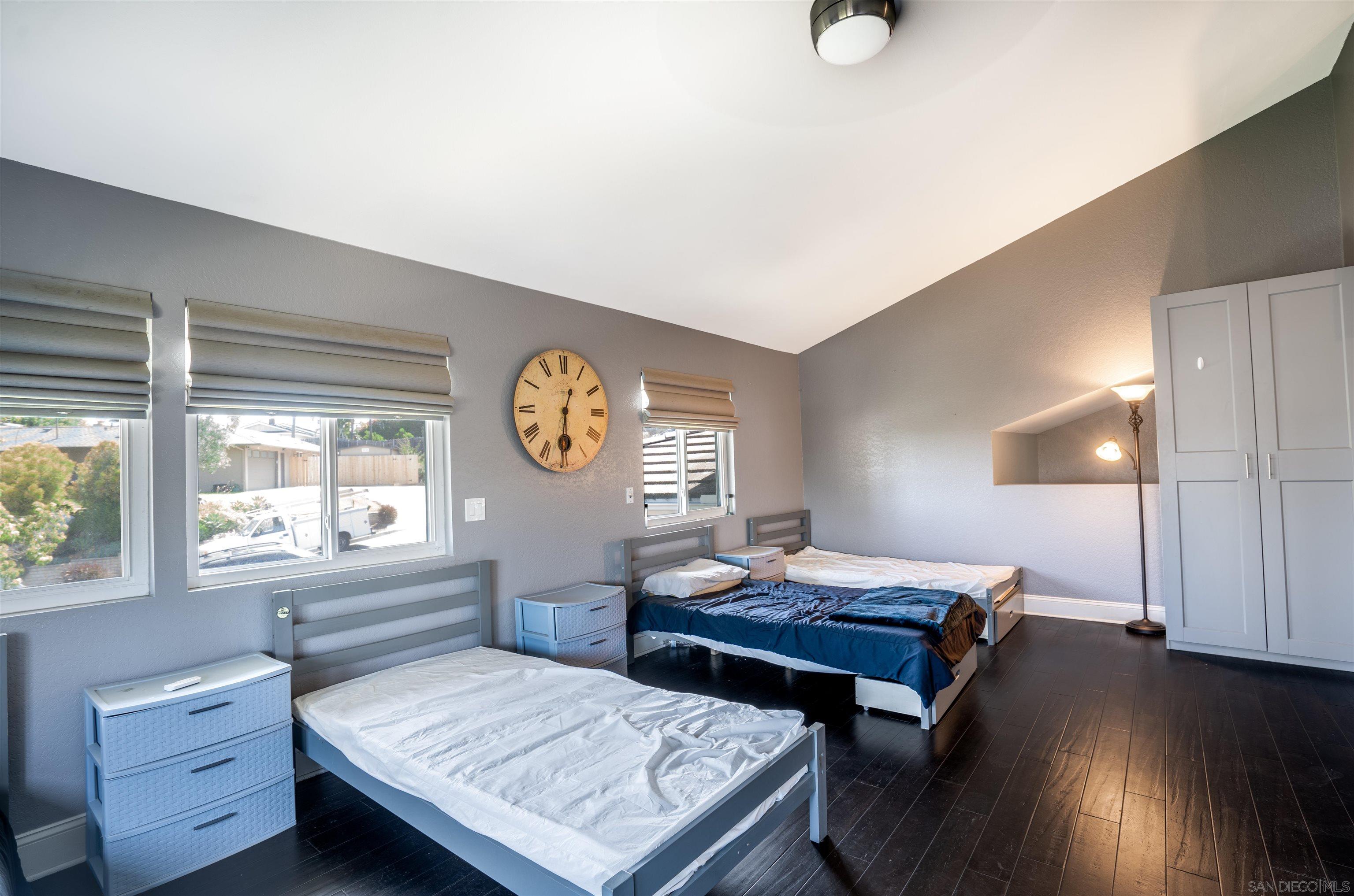 Detail Gallery Image 19 of 35 For 1116  Circle Dr, Escondido,  CA 92025 - 4 Beds | 3 Baths