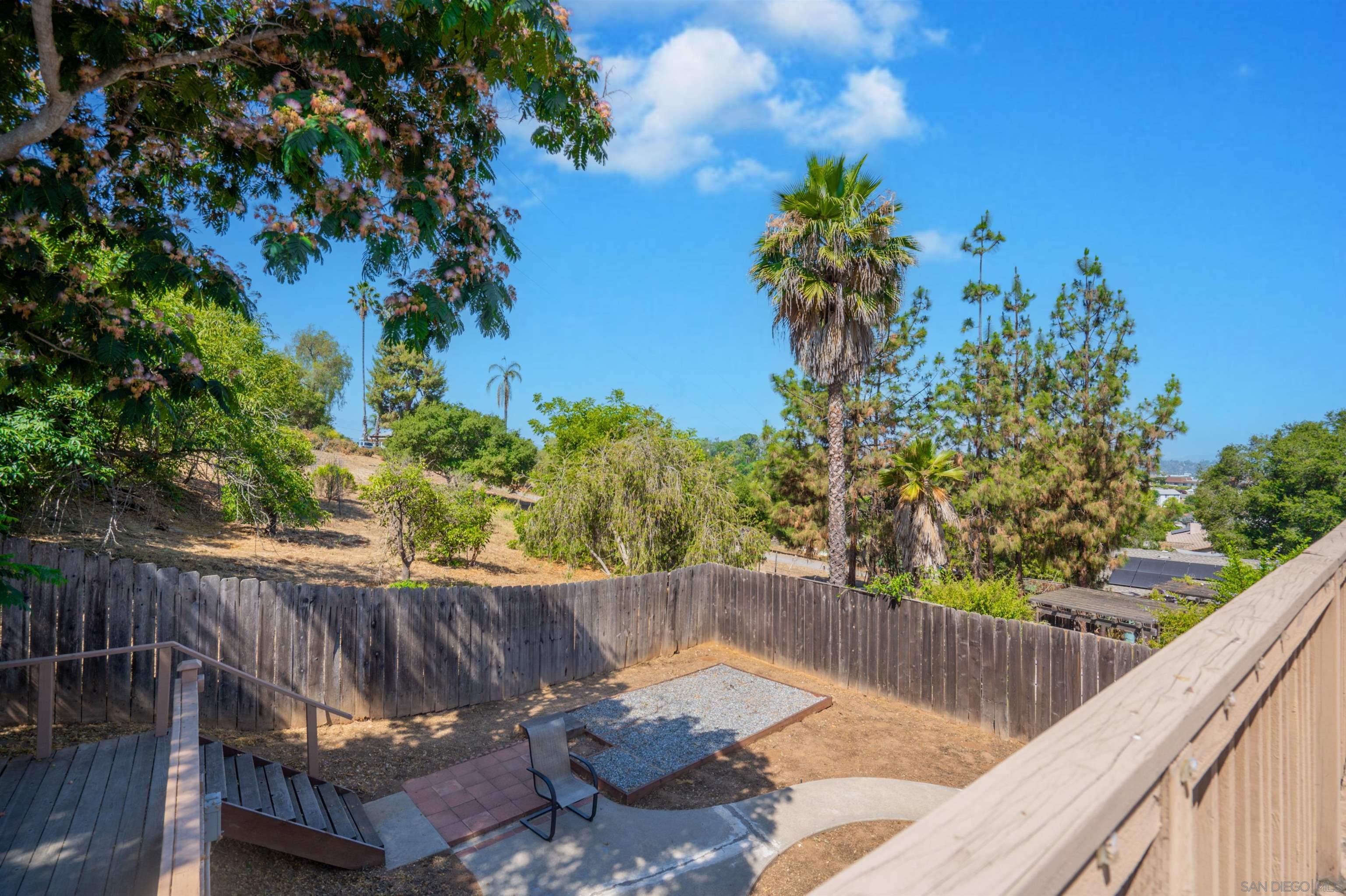 Detail Gallery Image 29 of 35 For 1116  Circle Dr, Escondido,  CA 92025 - 4 Beds | 3 Baths