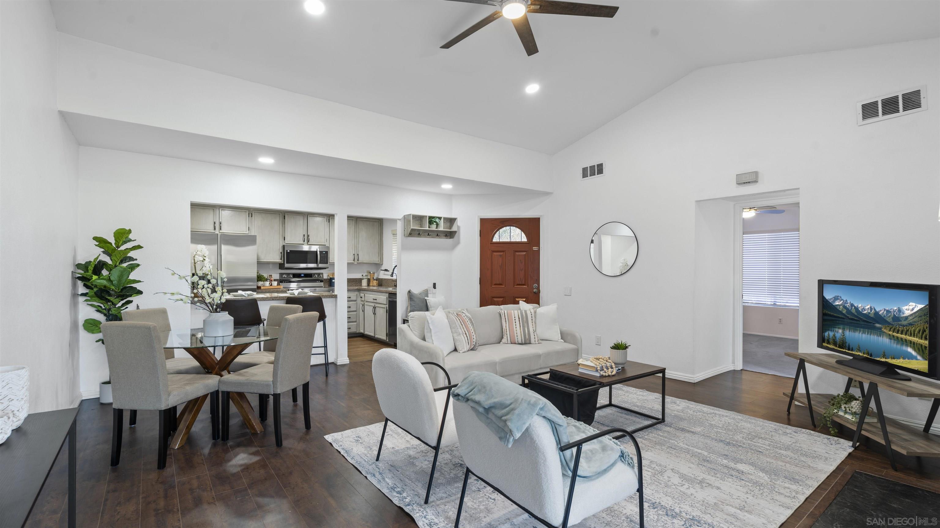 Detail Gallery Image 11 of 30 For 3633  Avocado Village Ct  # 140,  La Mesa,  CA 91941 - 2 Beds | 1 Baths